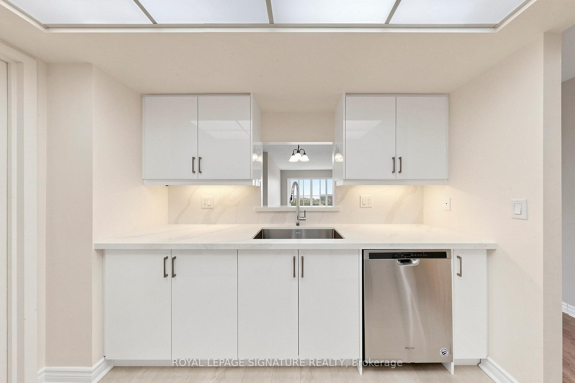 5 Concorde Place Unit 3307 photo 11