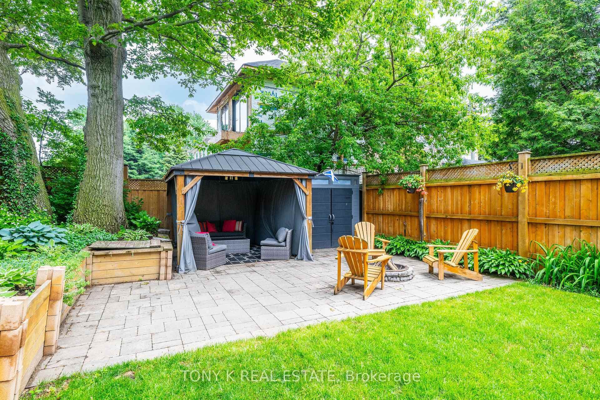 111 Eastwood Avenue photo 27
