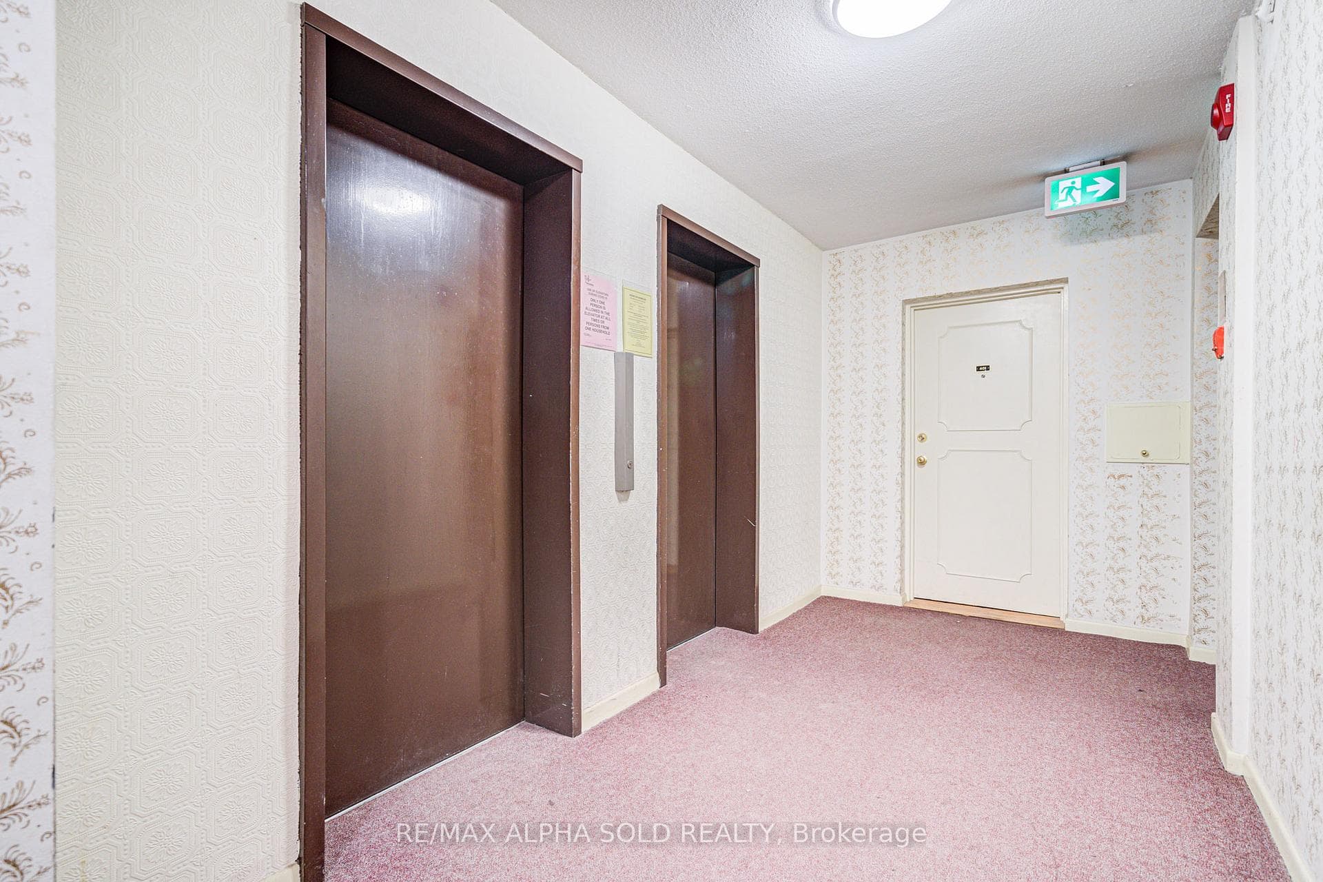855 Kennedy Road Unit 403 photo 10
