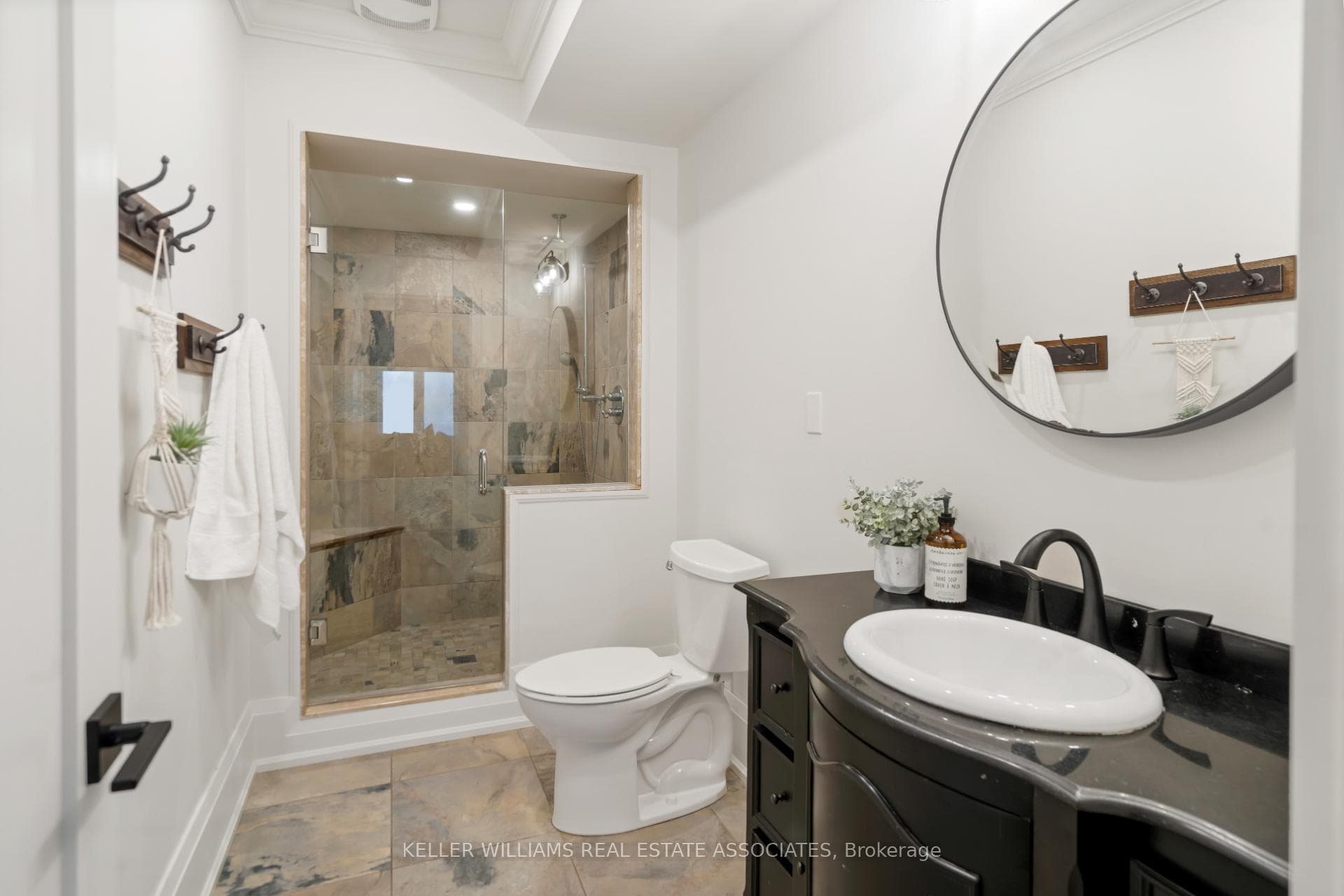 11325 Taylor Court photo 28