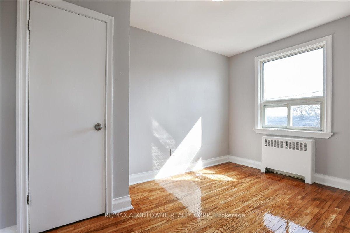 1031 Churchill Avenue Unit 8 photo 15