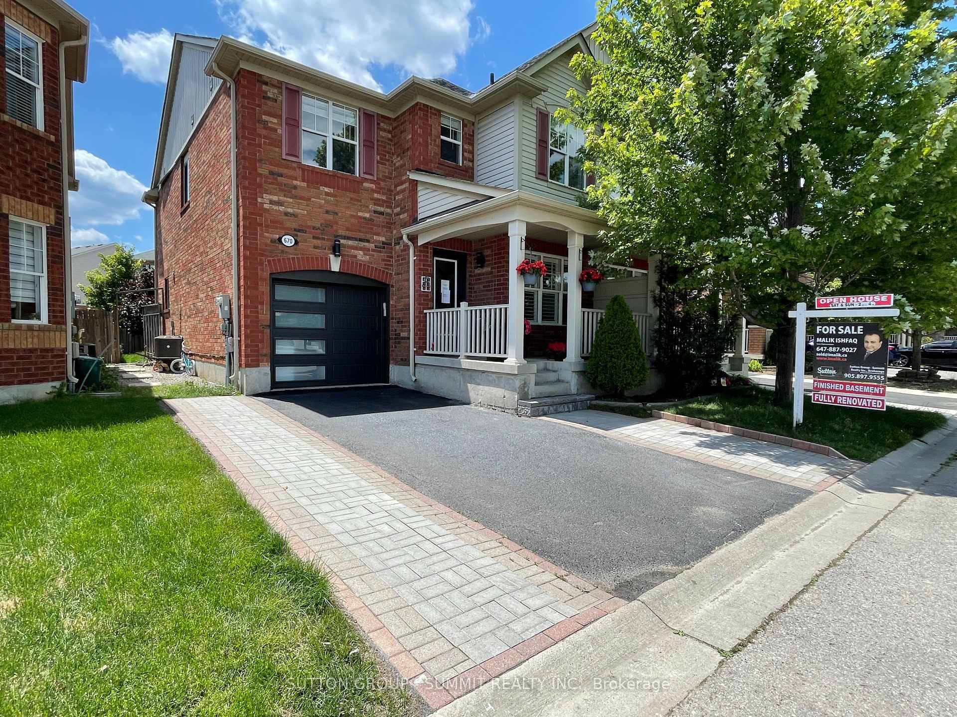 670 Thompson Road photo 3