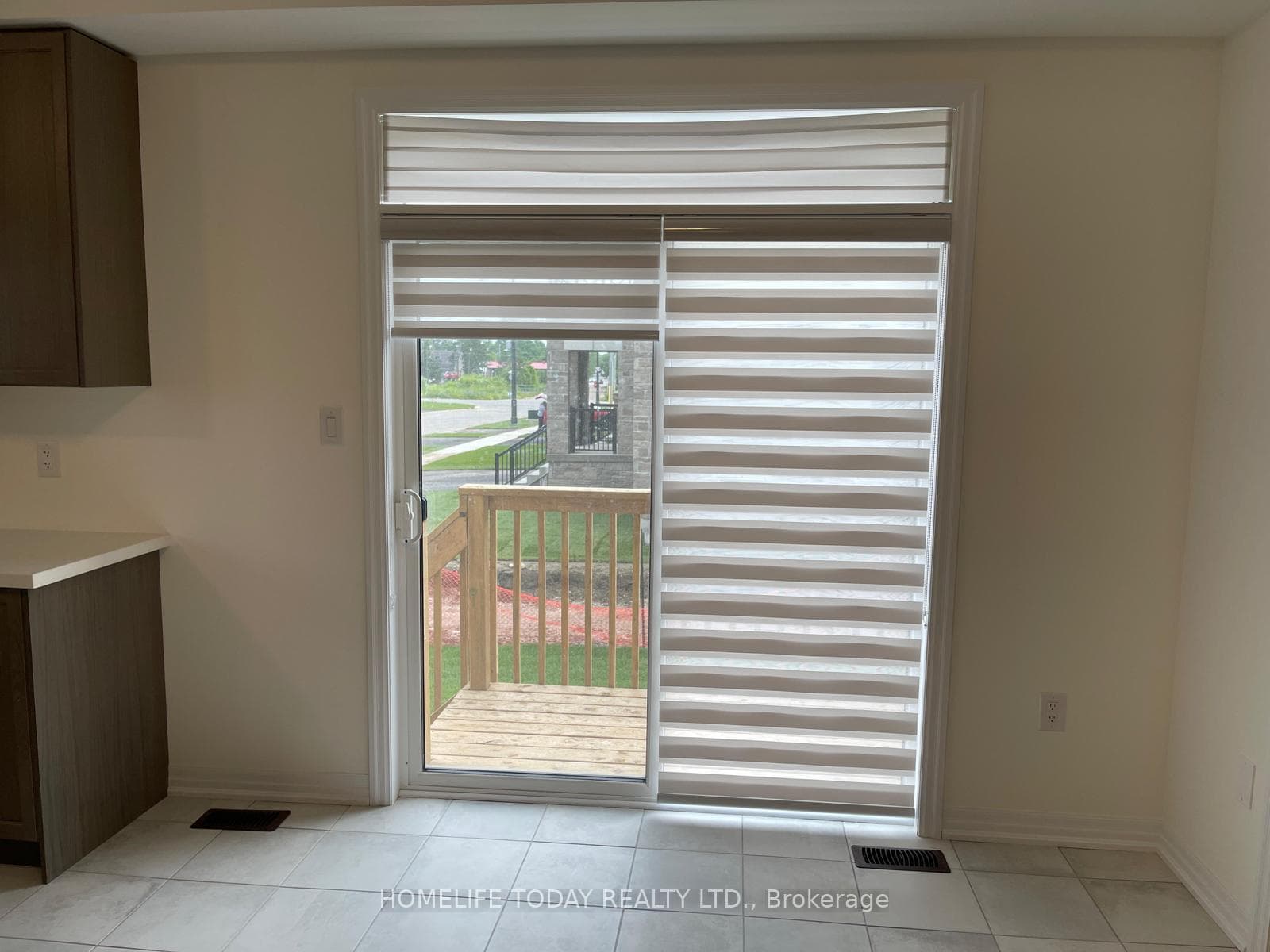 219 Warden Street photo 11