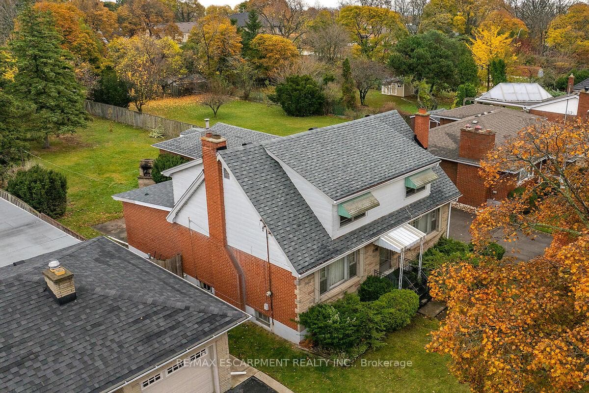 25 Sunning Hill Avenue photo 3