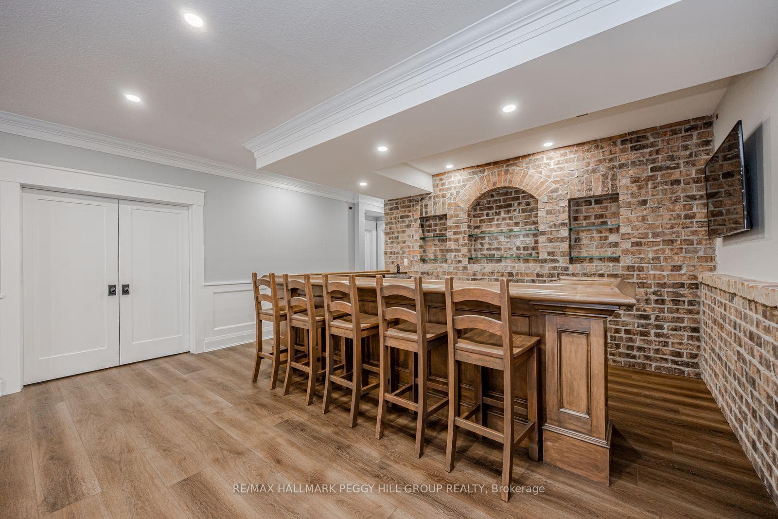 16 Heron Boulevard photo 22