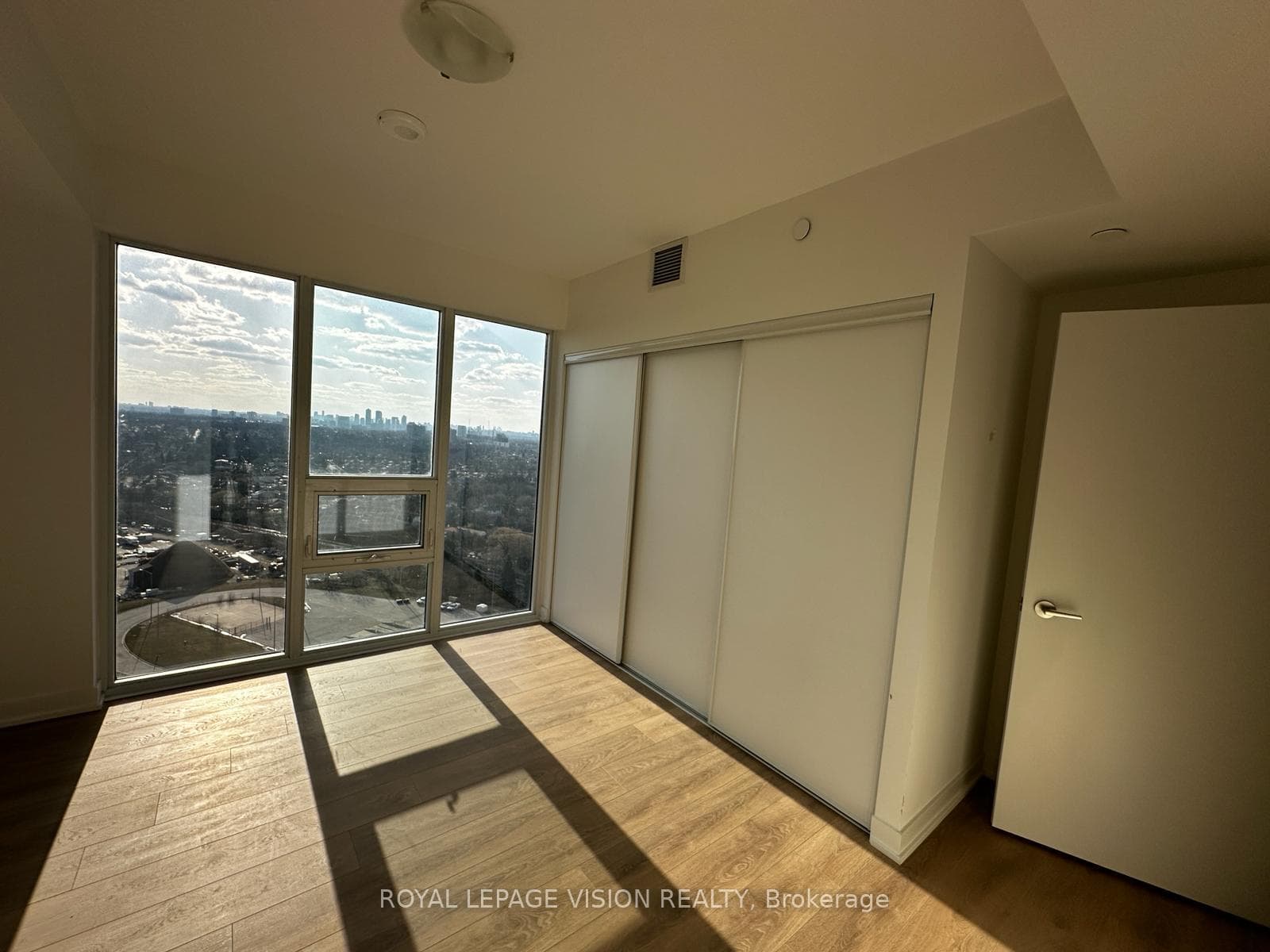 2031 Kennedy Road Unit 2717 photo 9