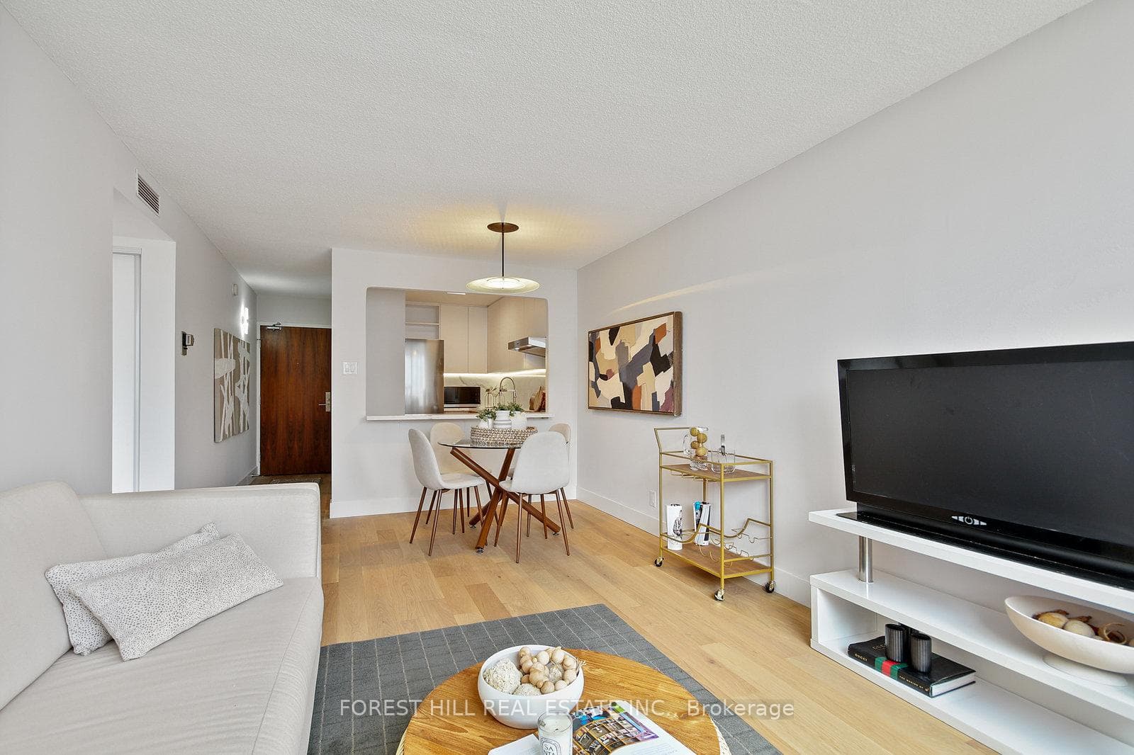 914 Yonge Street Unit 1604 photo 17