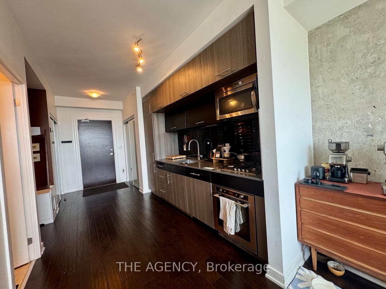205 Manning Avenue Unit 313 photo 16
