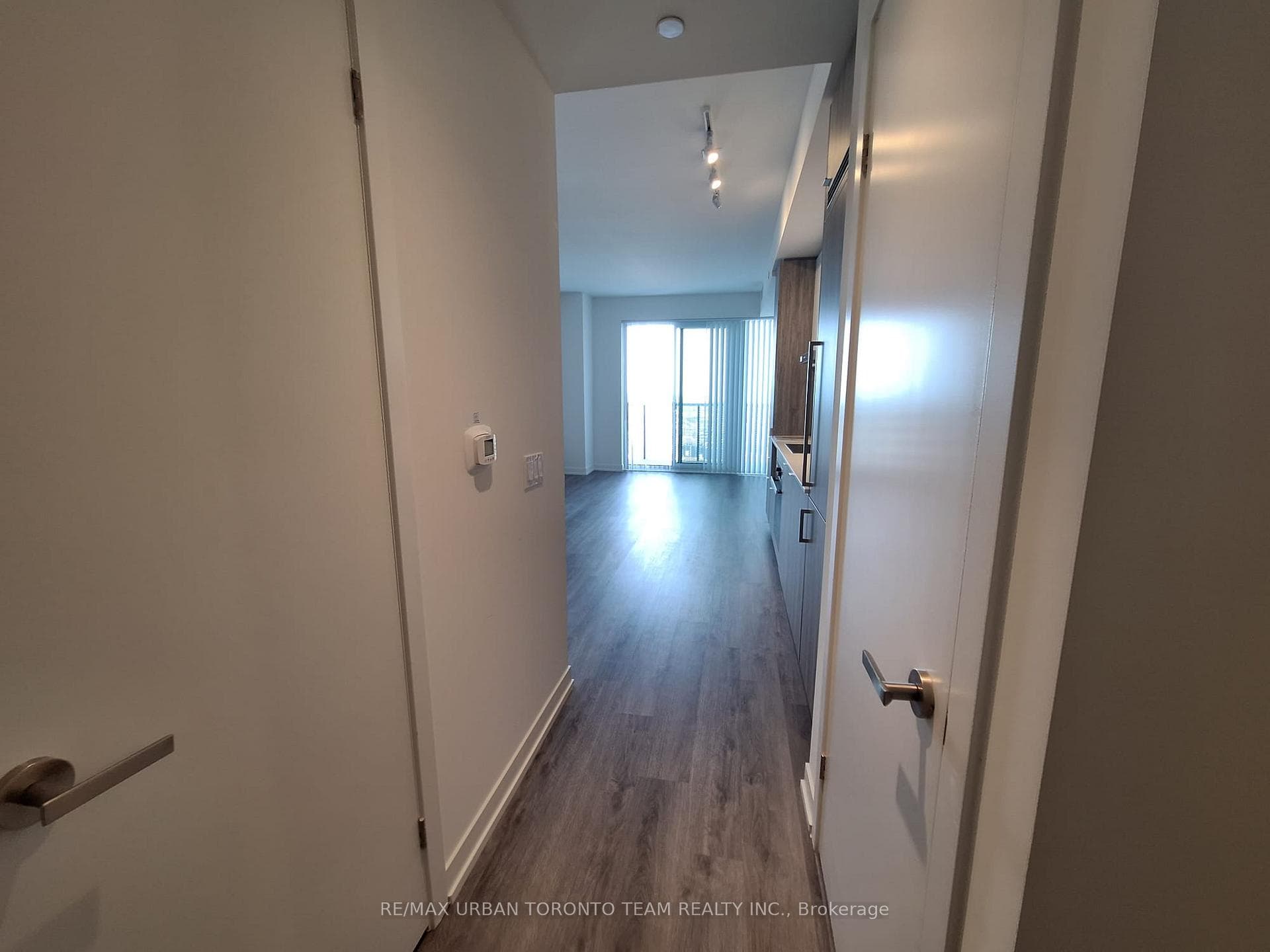 138 Downes Street Unit 6503 photo 4