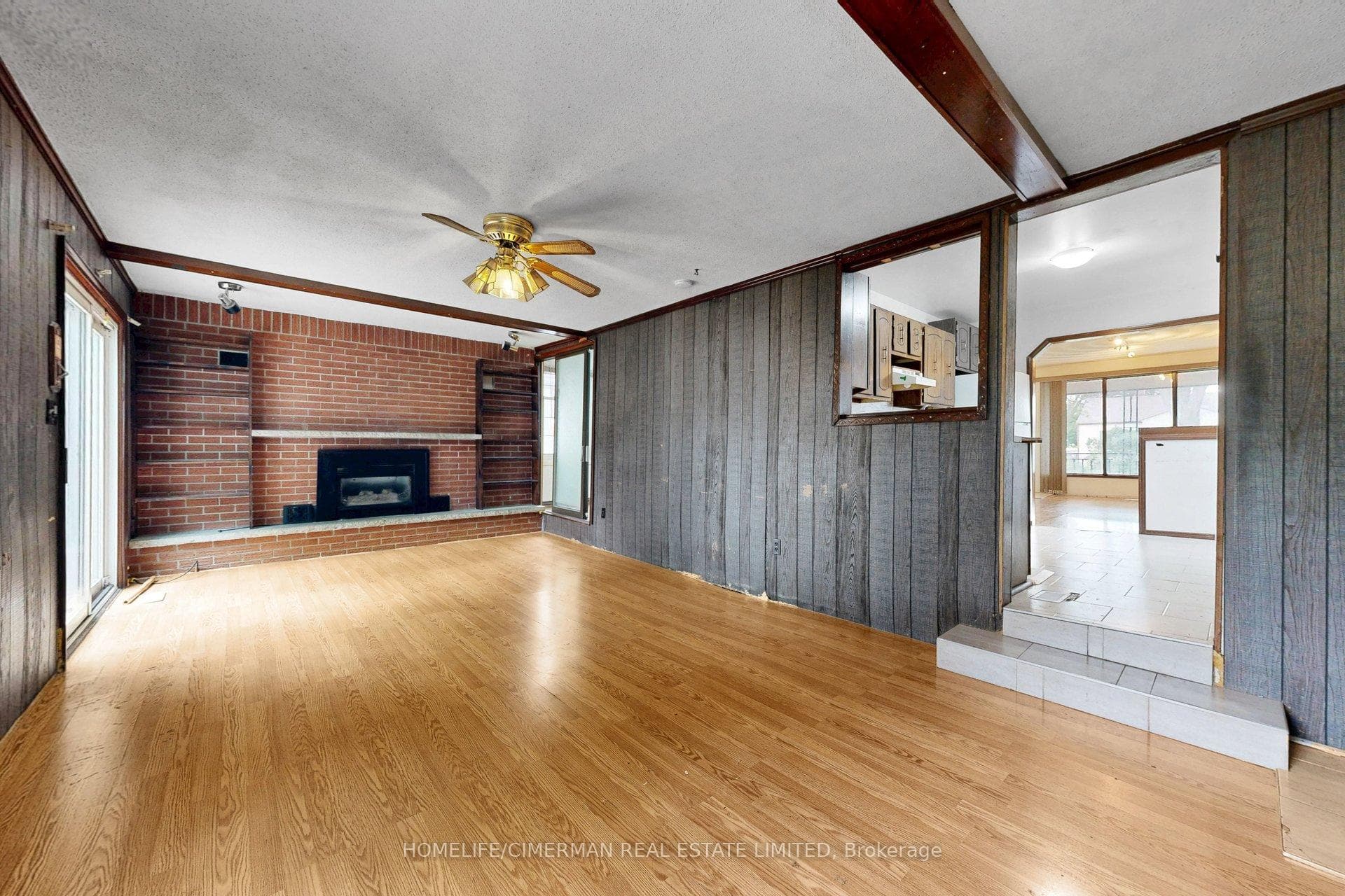 166 Normanhurst Avenue photo 12