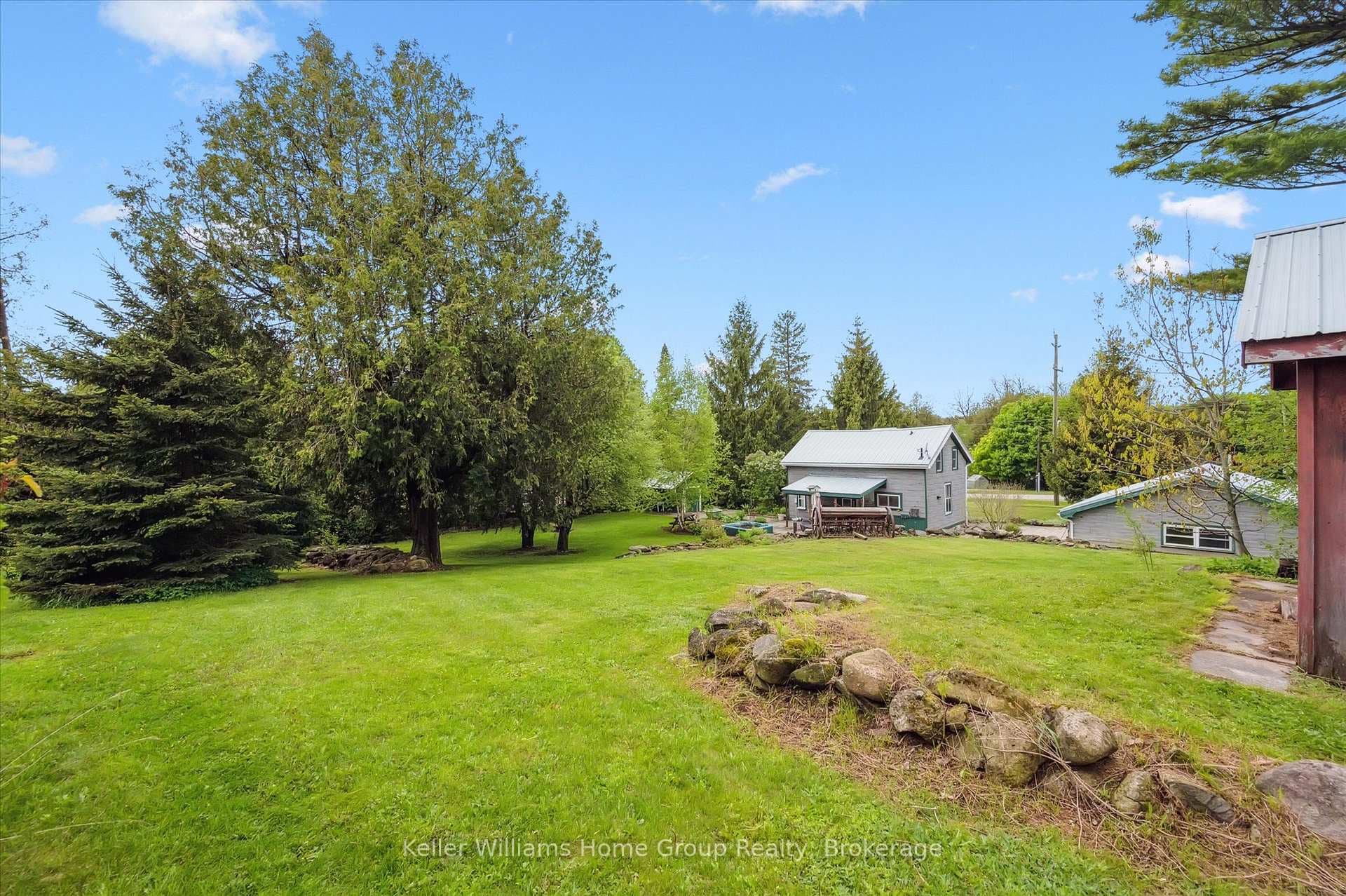 419 Wilson Street photo 31
