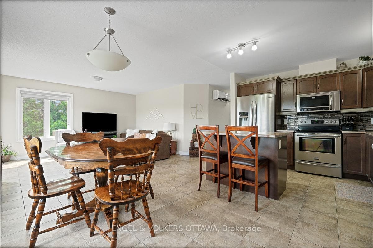 38 Charles Street Unit 202 photo 14