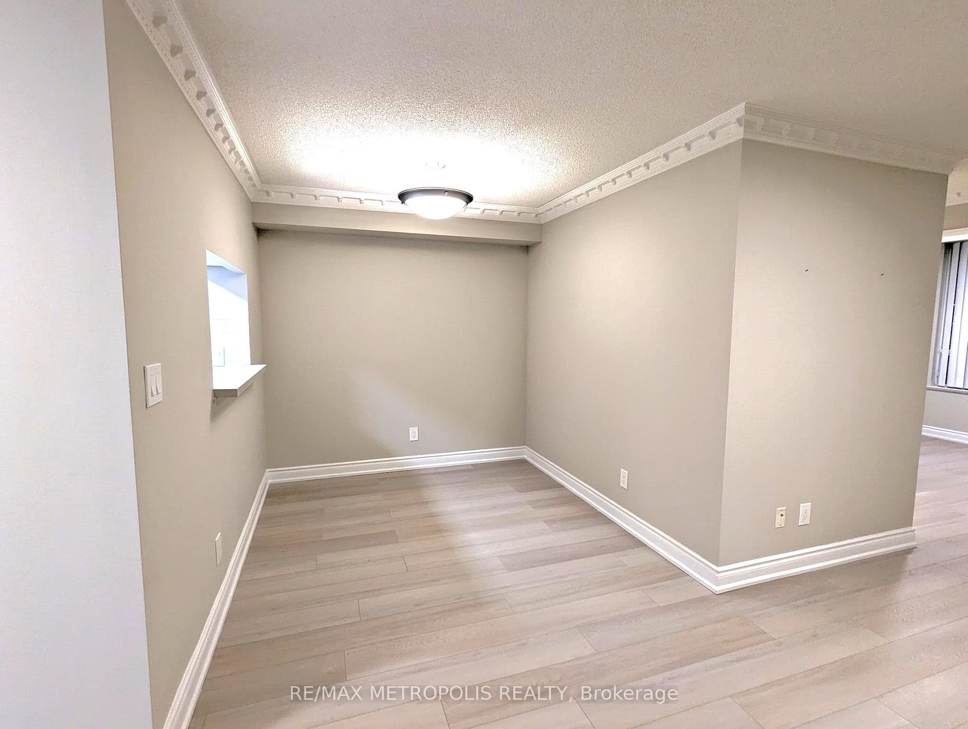 68 Corporate Drive Unit 832 photo 5