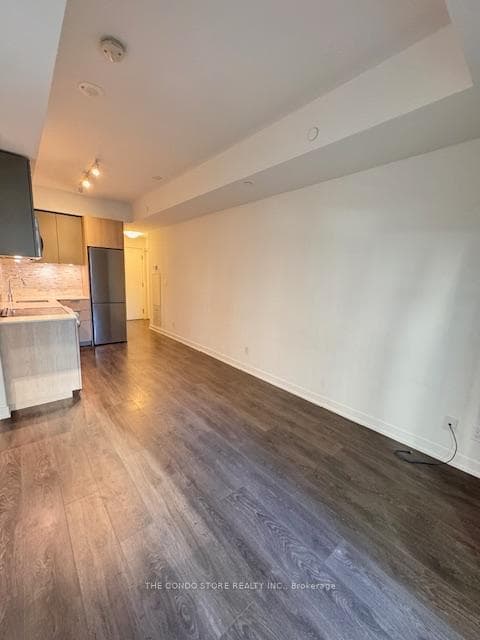 30 Ordnance Street Unit 705 photo 5