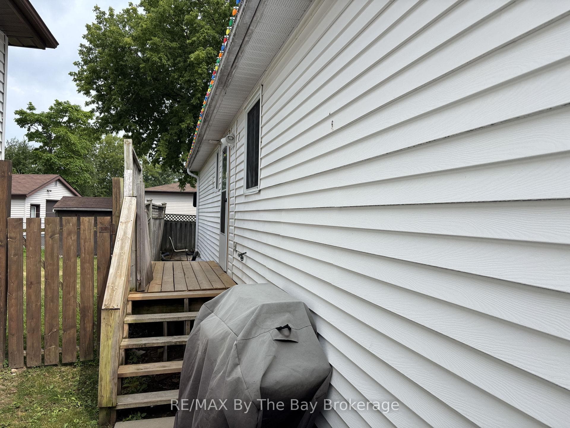 326 Christine Drive photo 11