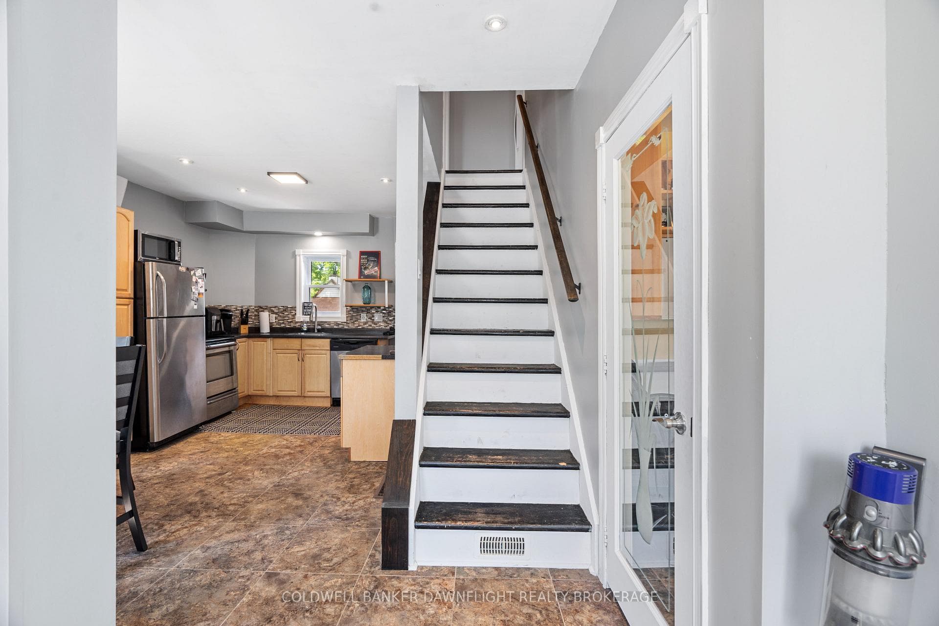 158 King Street photo 7