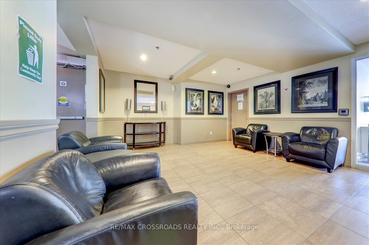 5225 Finch Avenue Unit 435 photo 4
