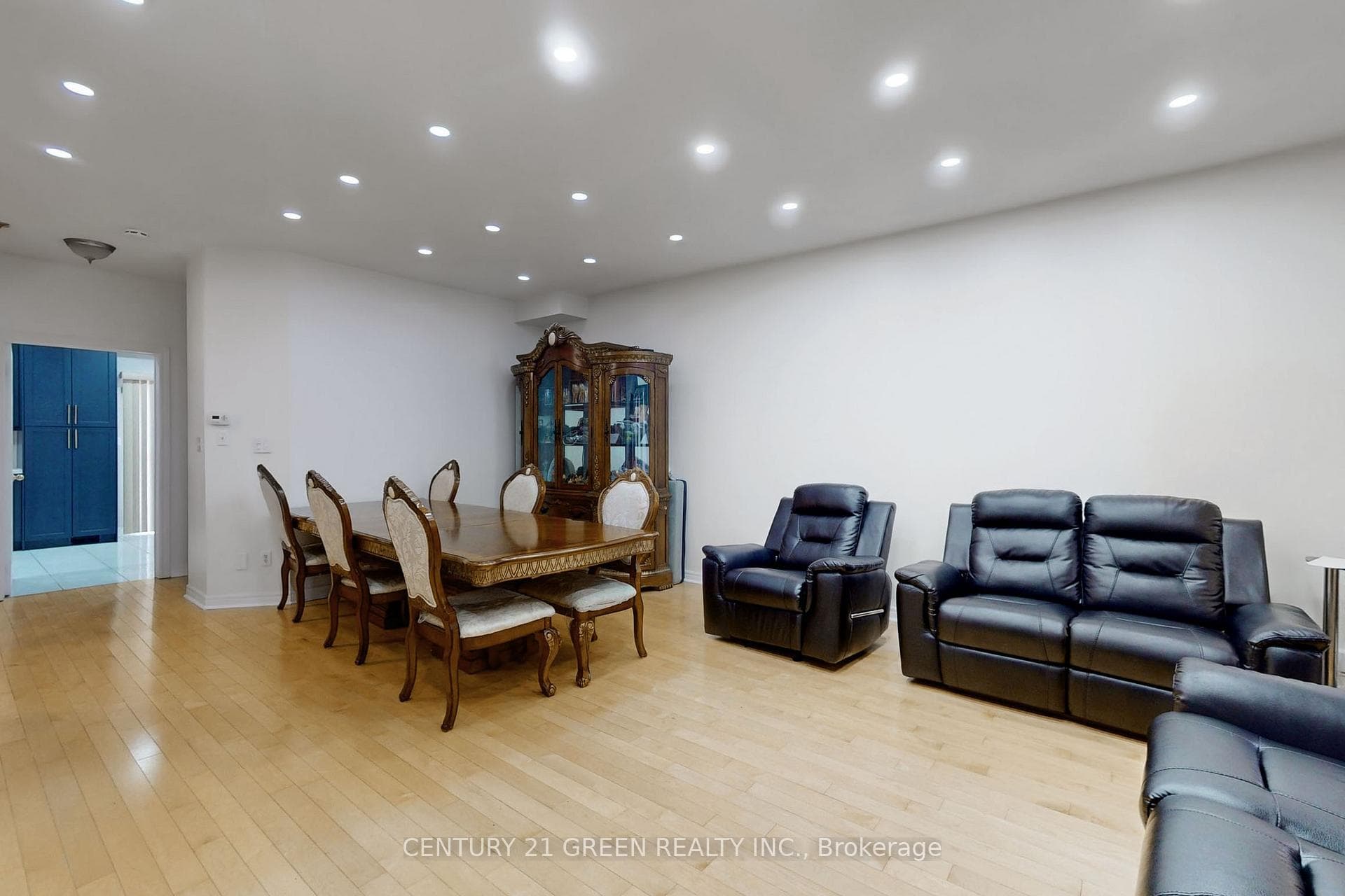 157 Wright Avenue photo 3