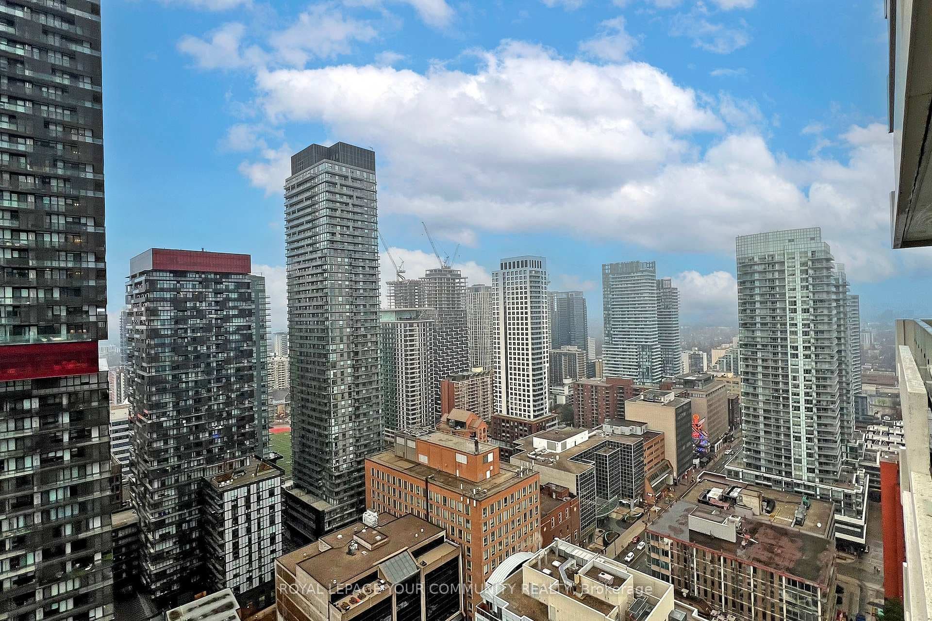 2221 Yonge Street Unit 3001 photo 31
