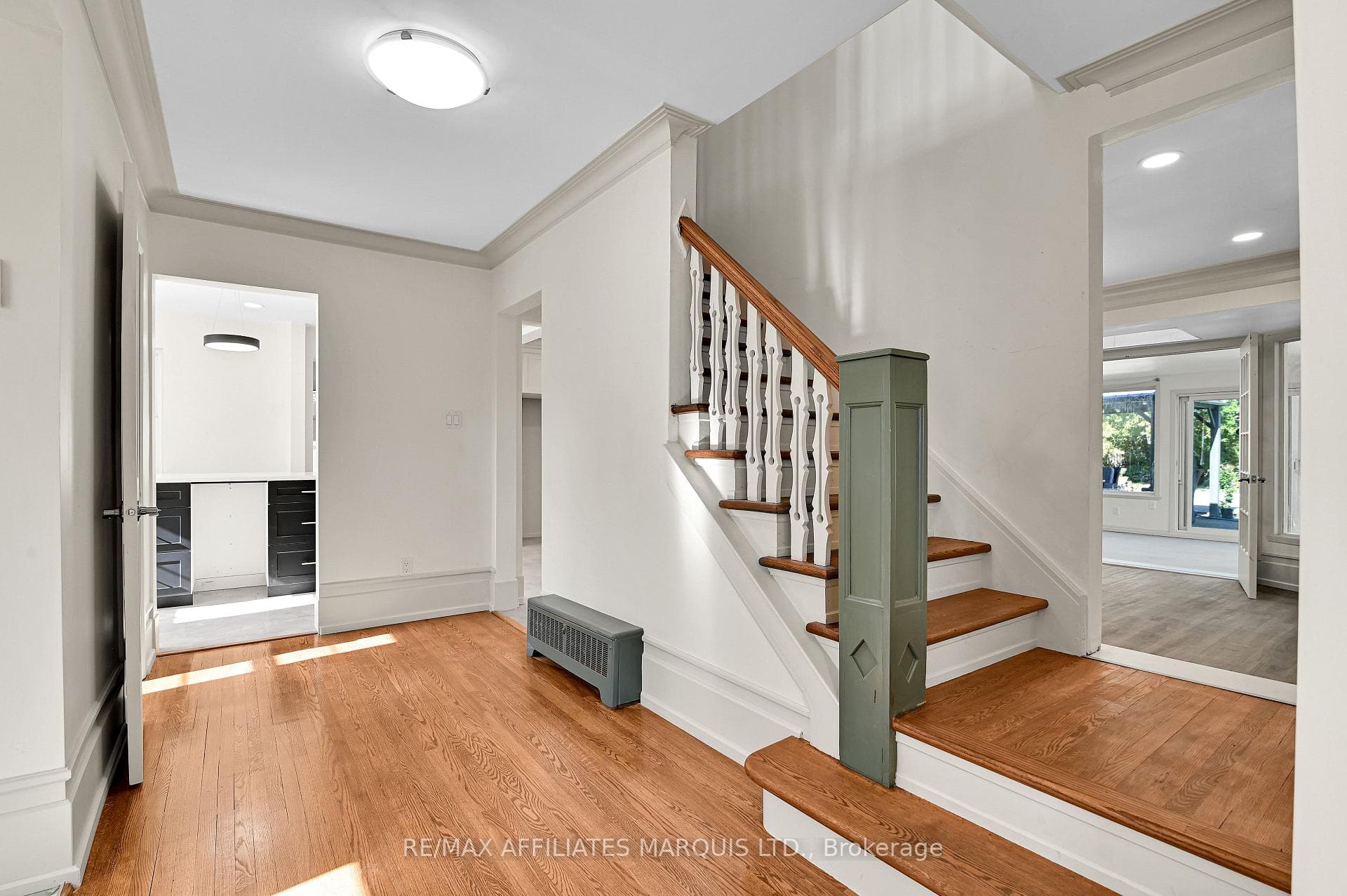 1603 Peter Street photo 10