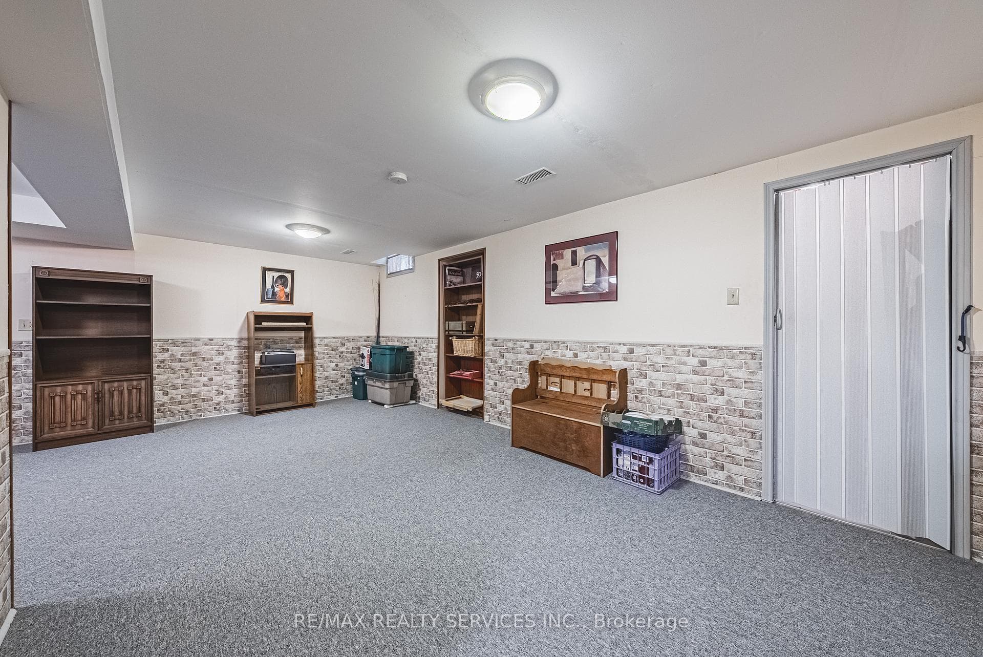 17 Cox Crescent photo 25