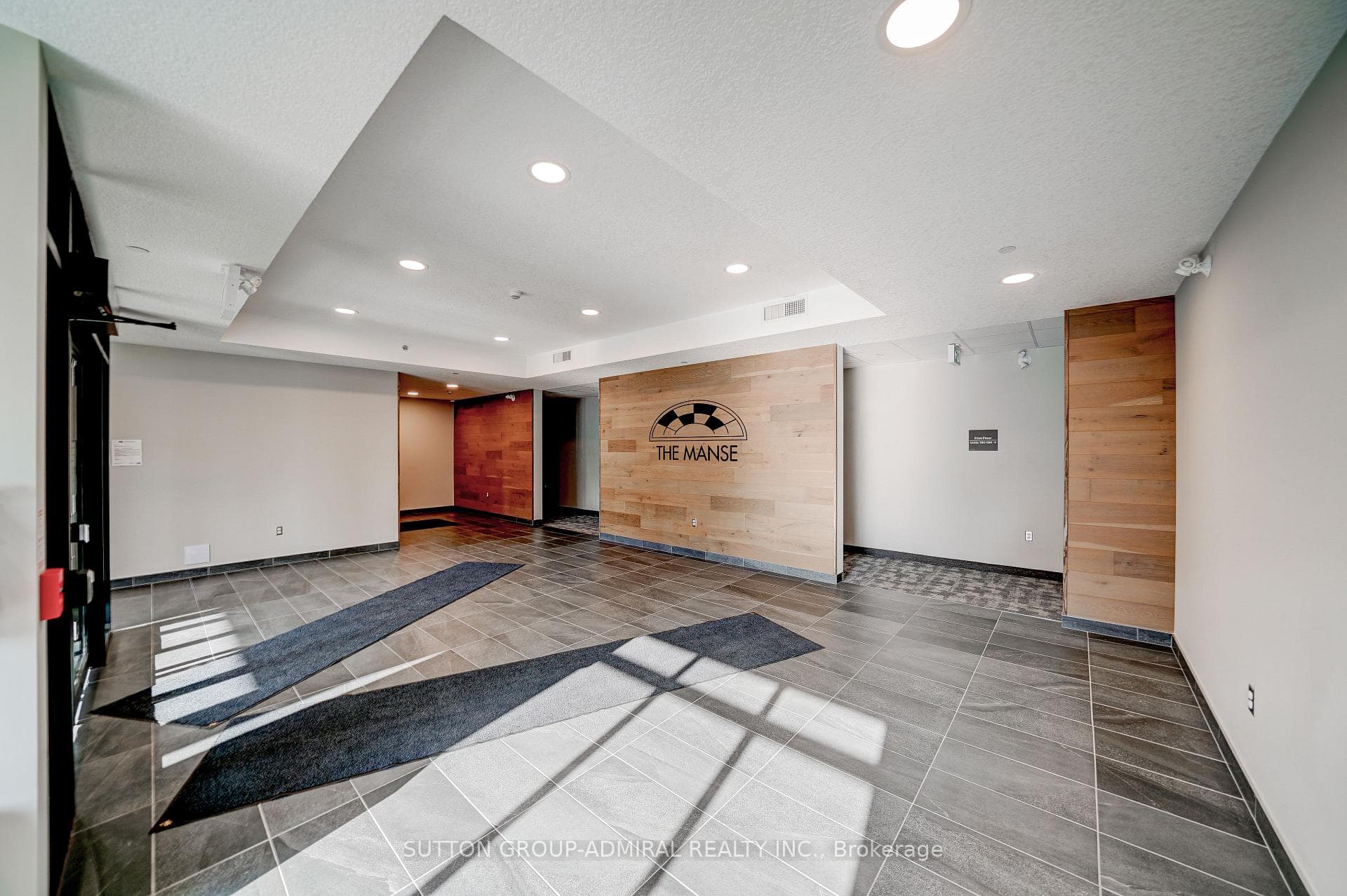 2605 Binbrook Road Unit 301 photo 22