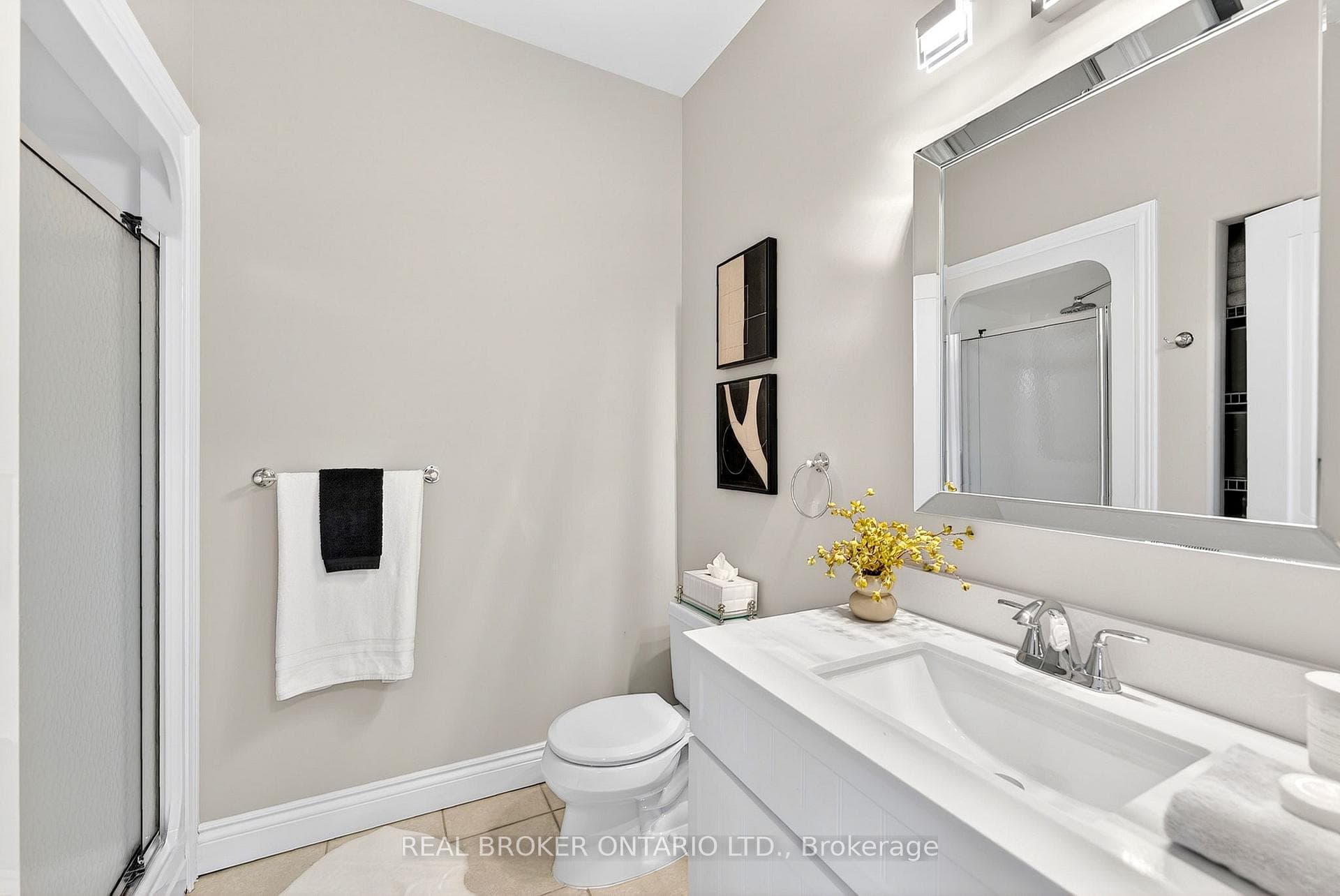 47 Gleneden Court photo 14