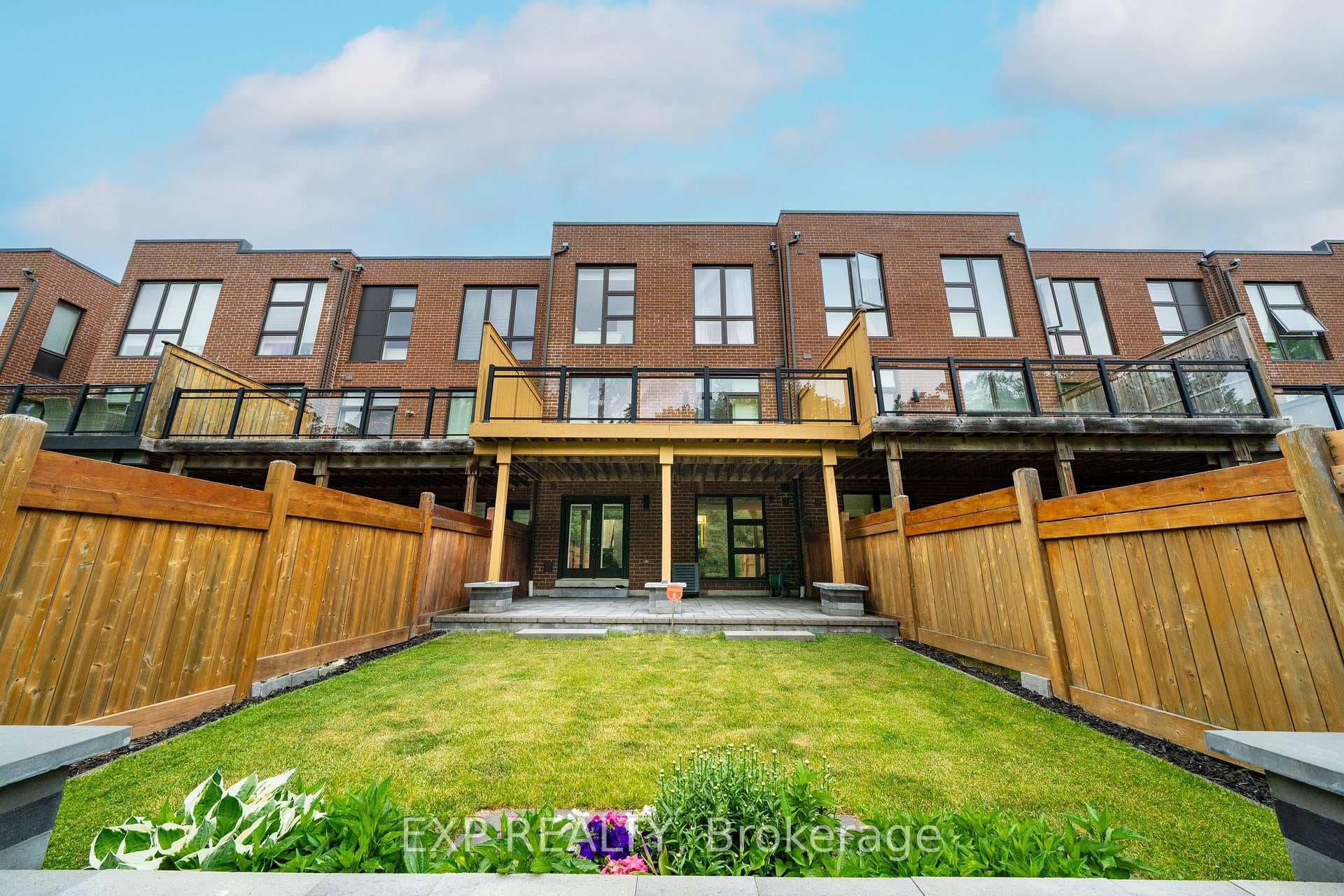 20 Crestridge Drive photo 46