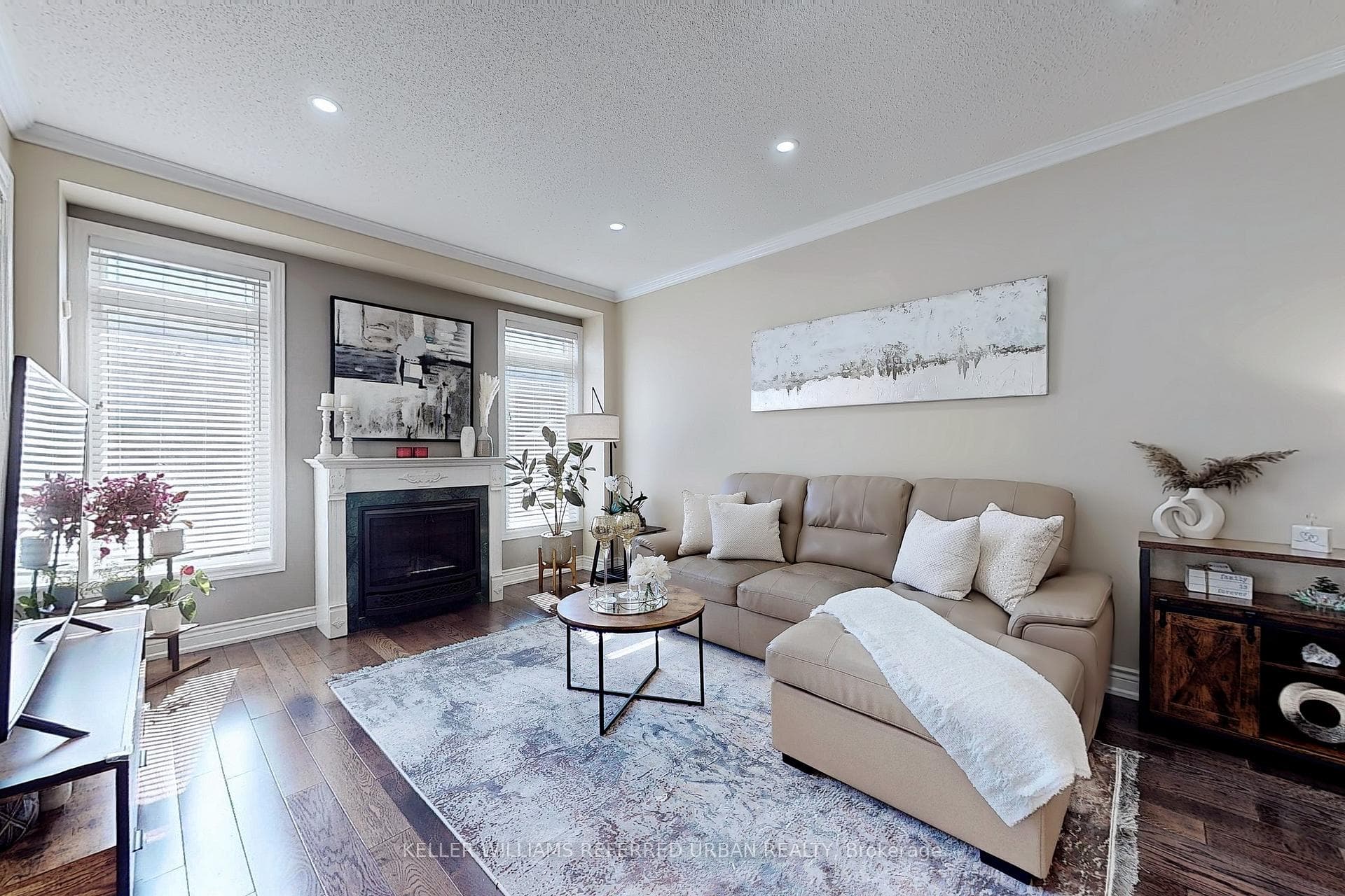 25 Holly Drive photo 7