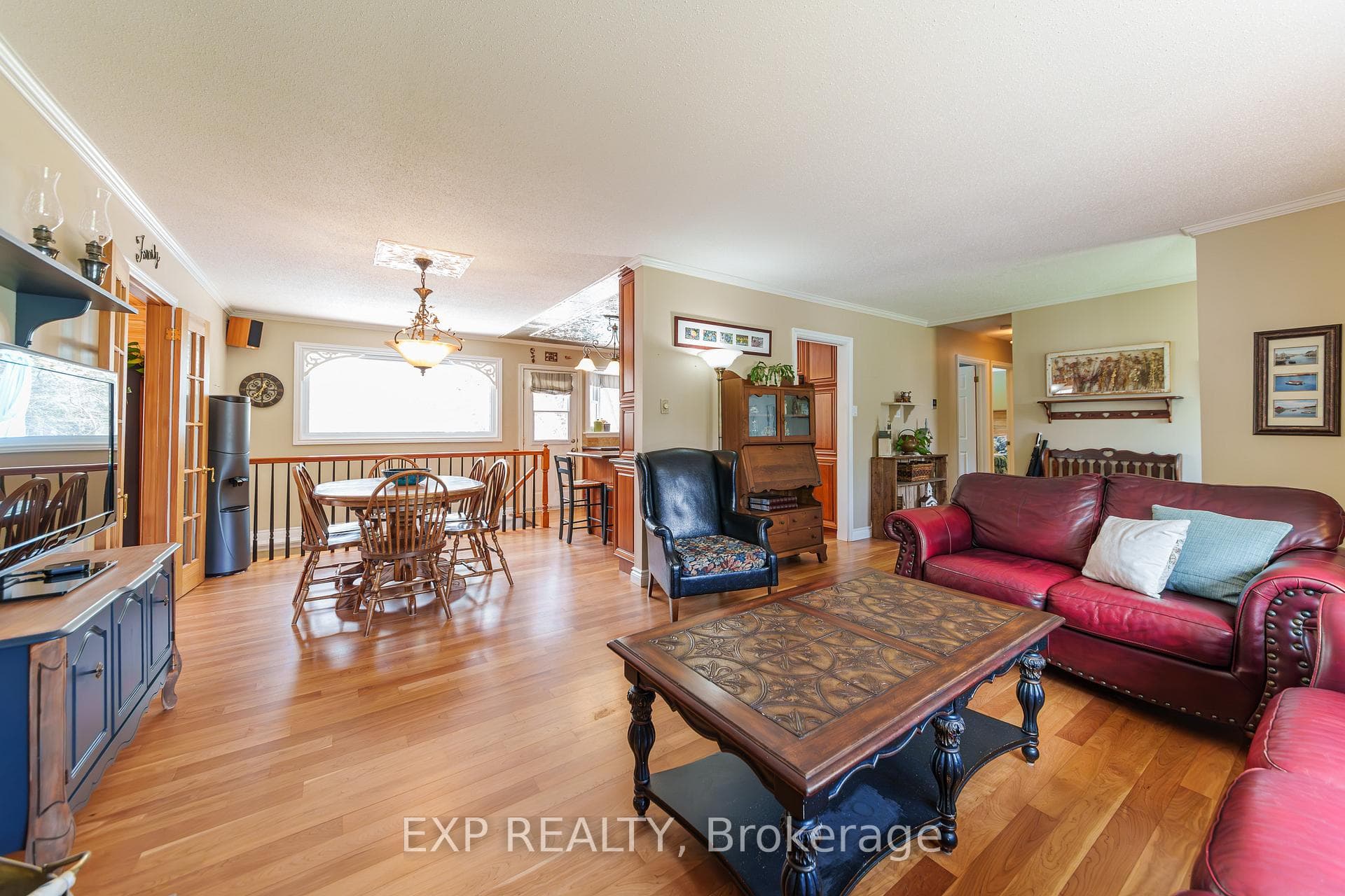 49 Parkmount Crescent photo 7