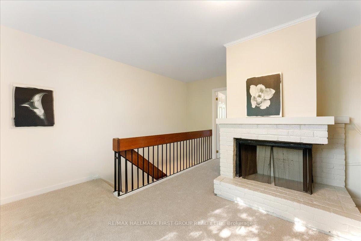 275 Manse Road Unit 56 photo 32