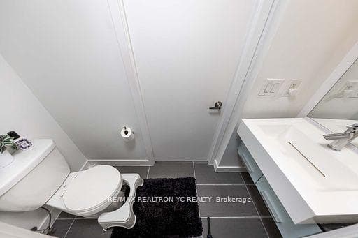 38 Dan Leckie Way Unit 2503 photo 19