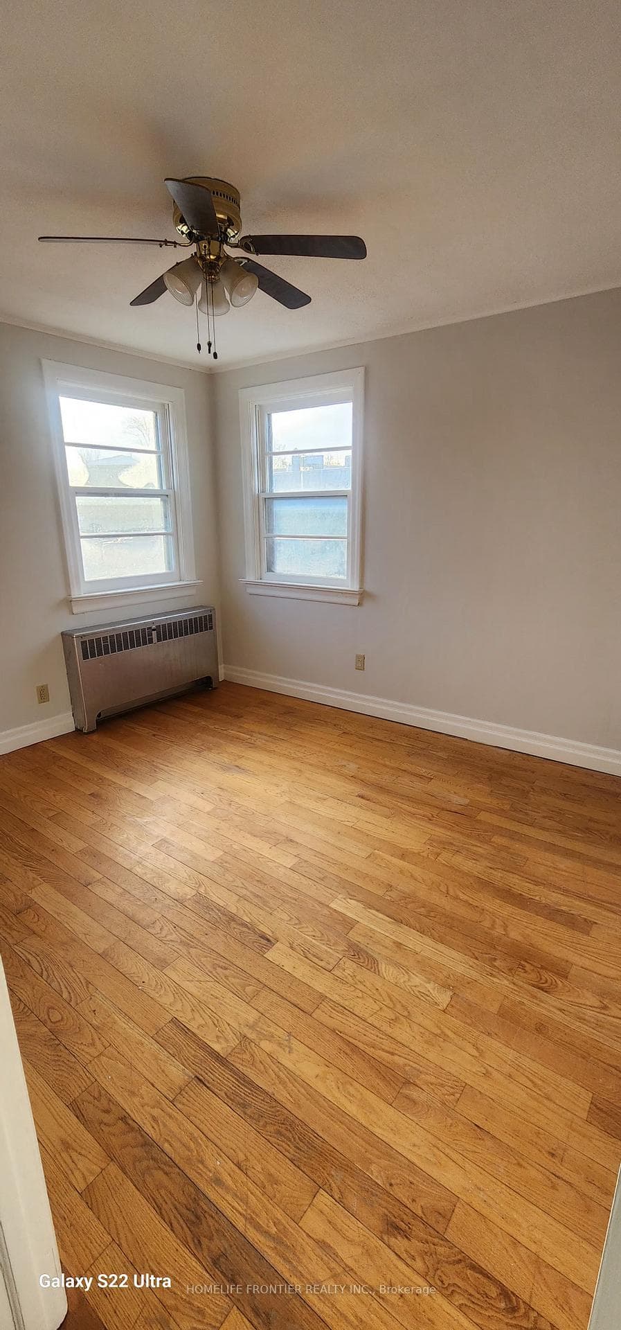 295 The Queensway South N/A photo 5