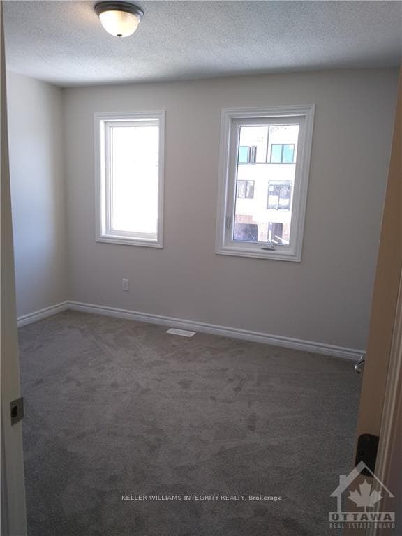 121 PICTOU Crescent photo 11