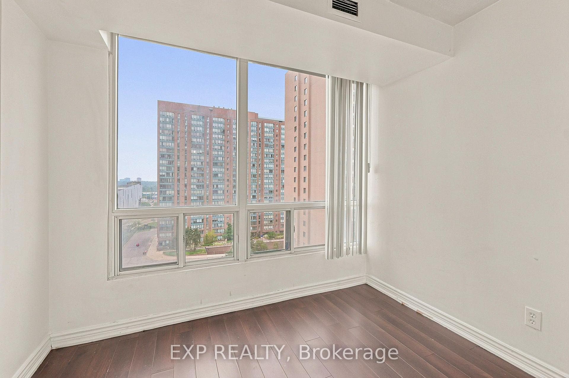 155 Hillcrest Avenue Unit 1114 photo 23