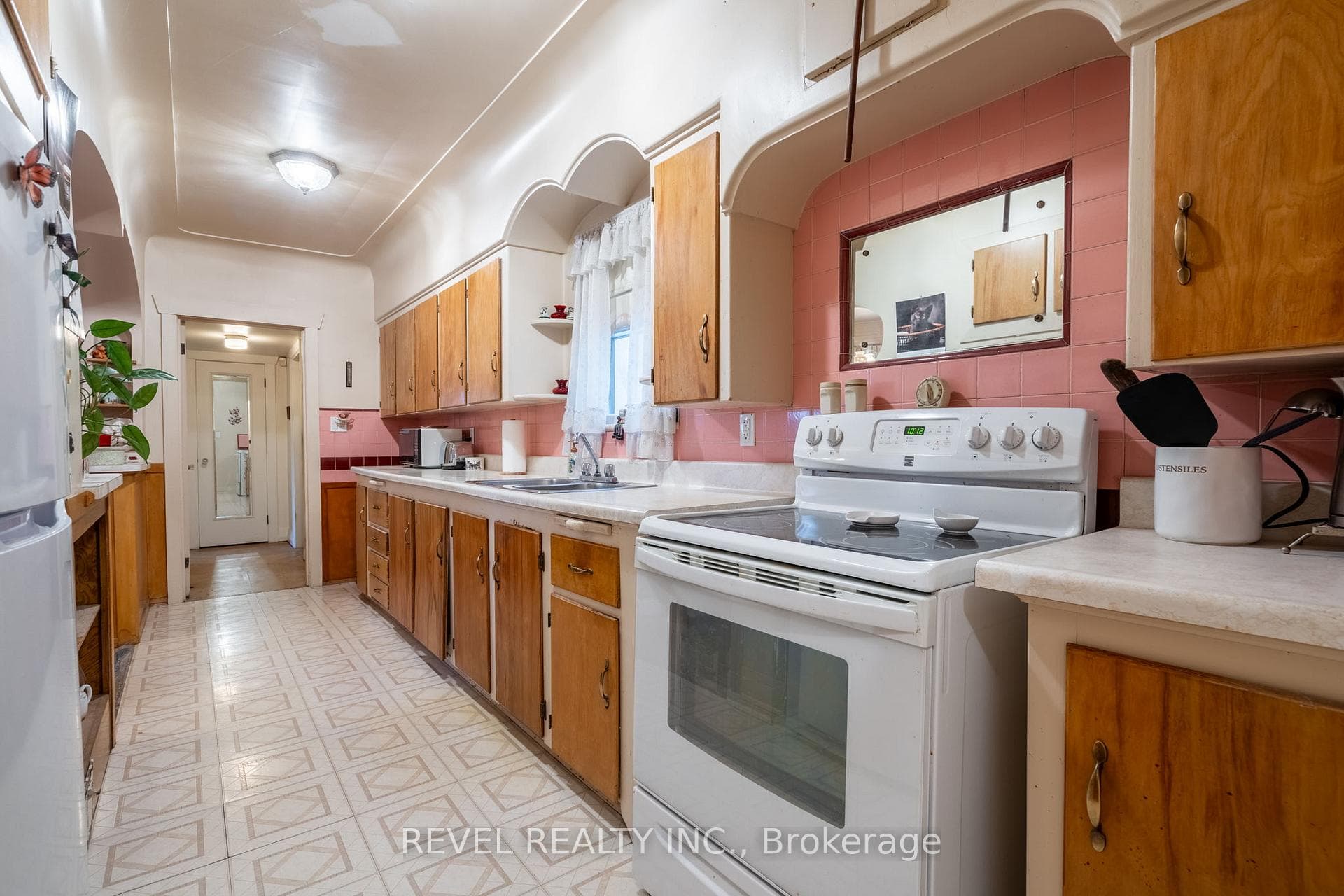 19 Pottruff Road photo 6