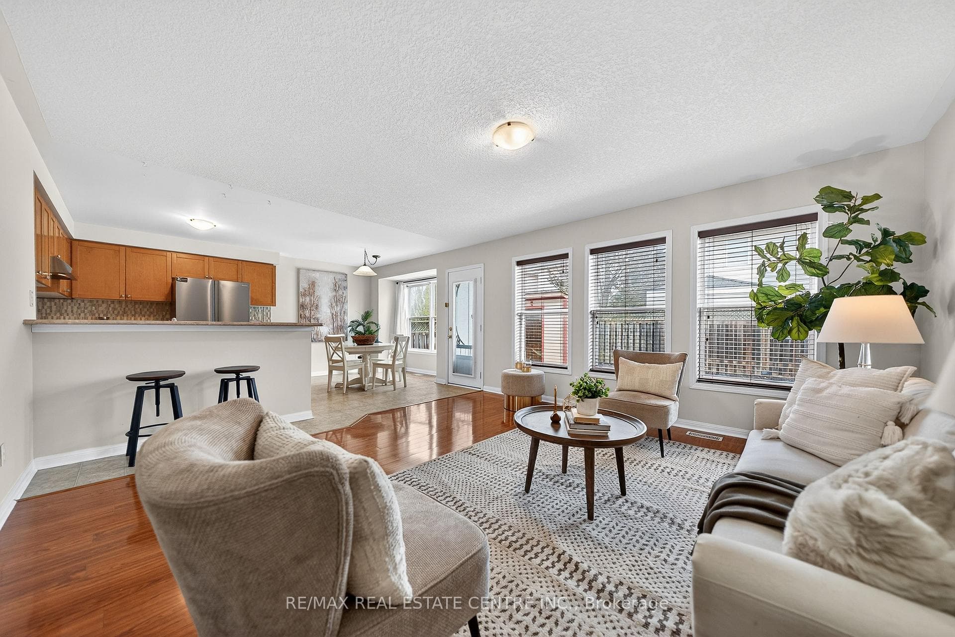 20 Longspur Way photo 11