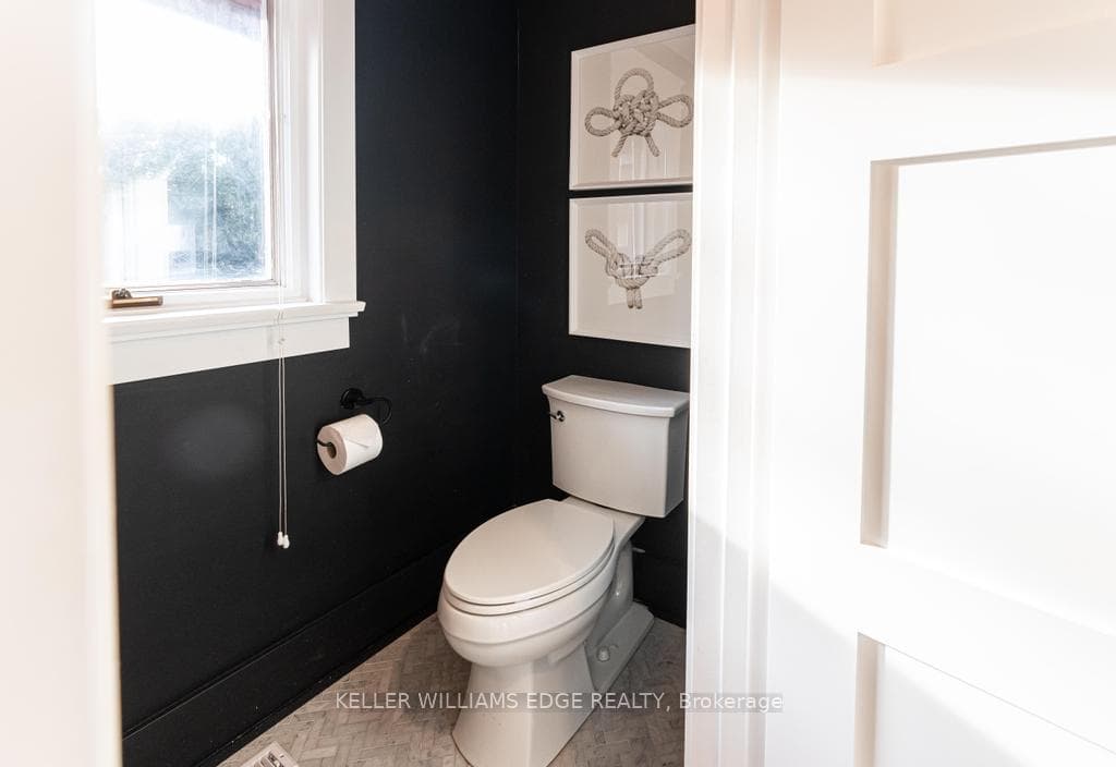 198 Penn Drive photo 16