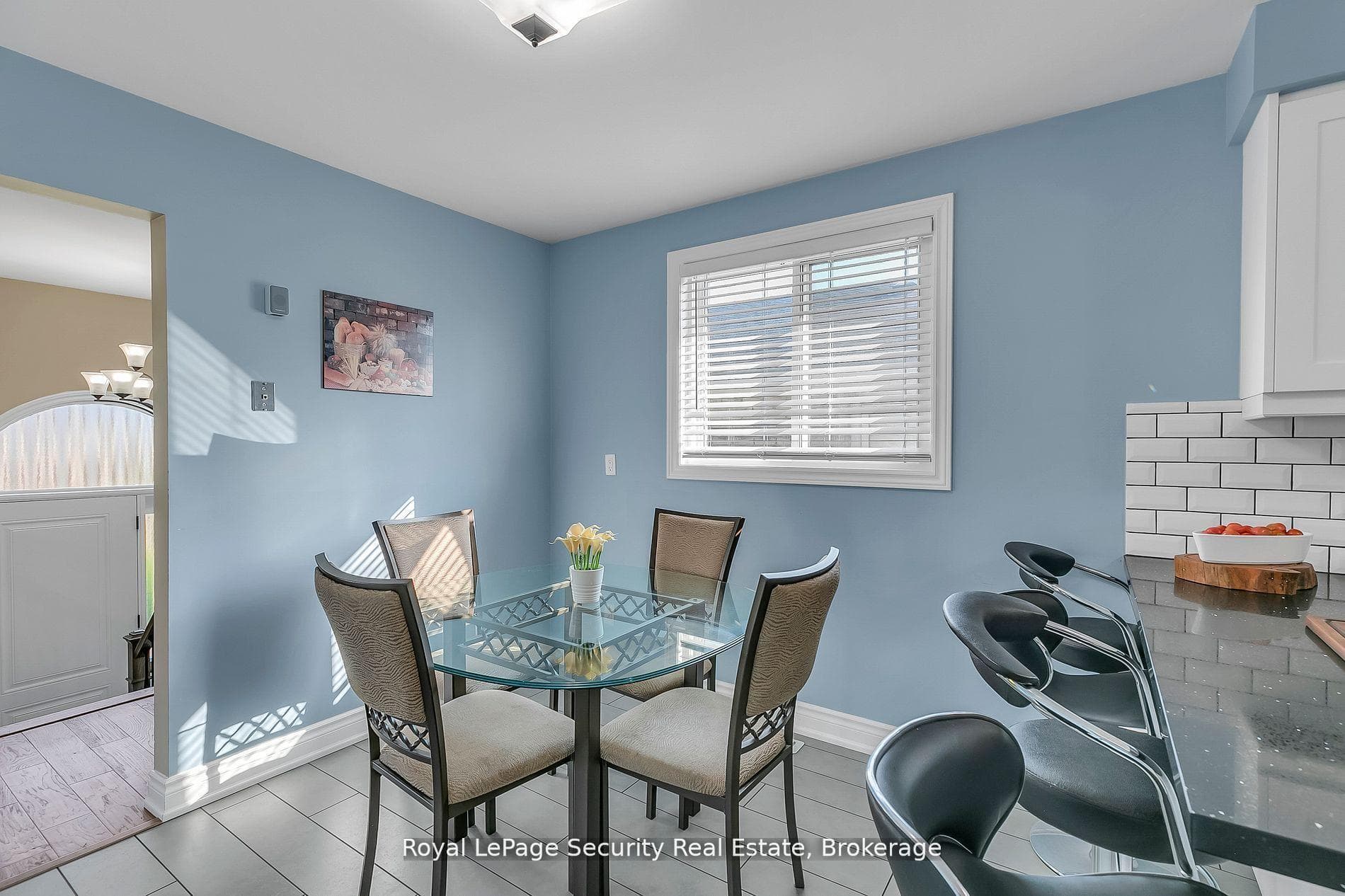479 Britannia Avenue photo 12