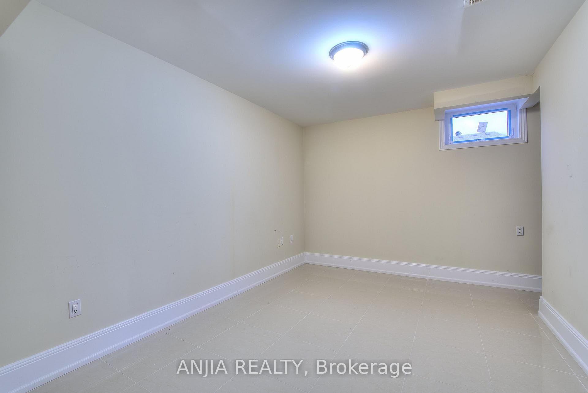 44 Bellini Avenue photo 33