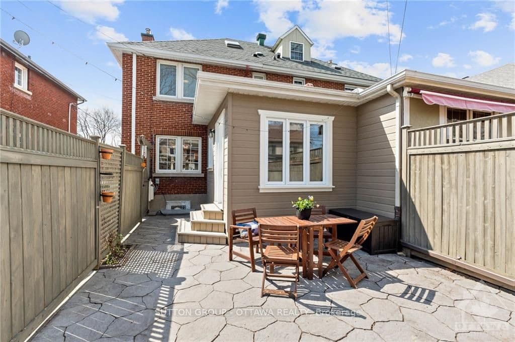 383 HOLLAND Avenue photo 30