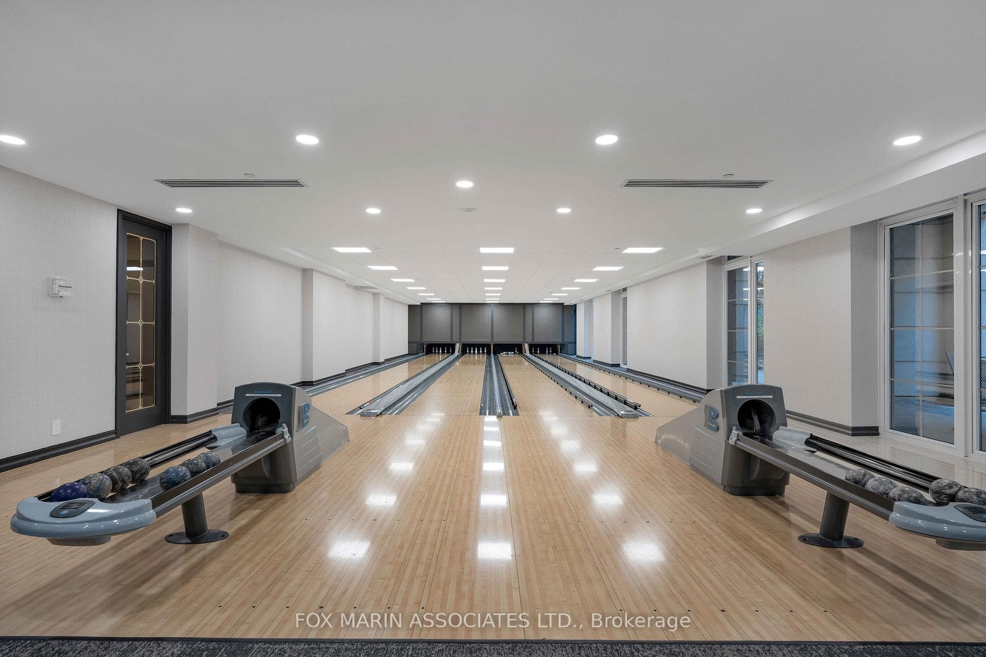78 Harrison Garden Boulevard Unit 2206 photo 44