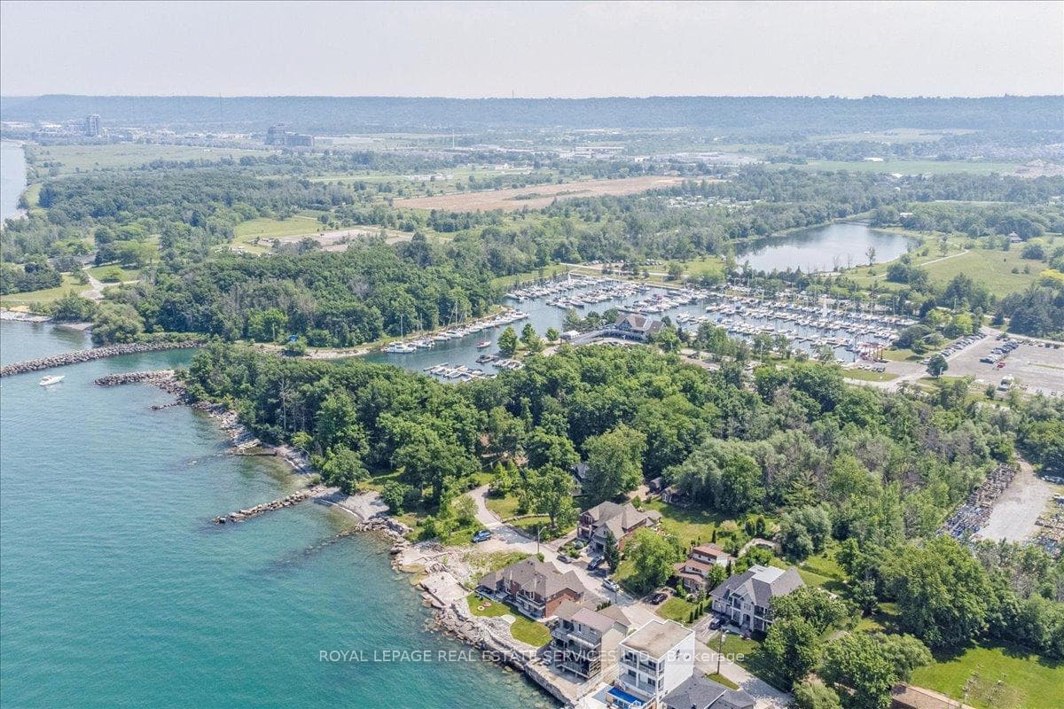 62 Windemere Road photo 45