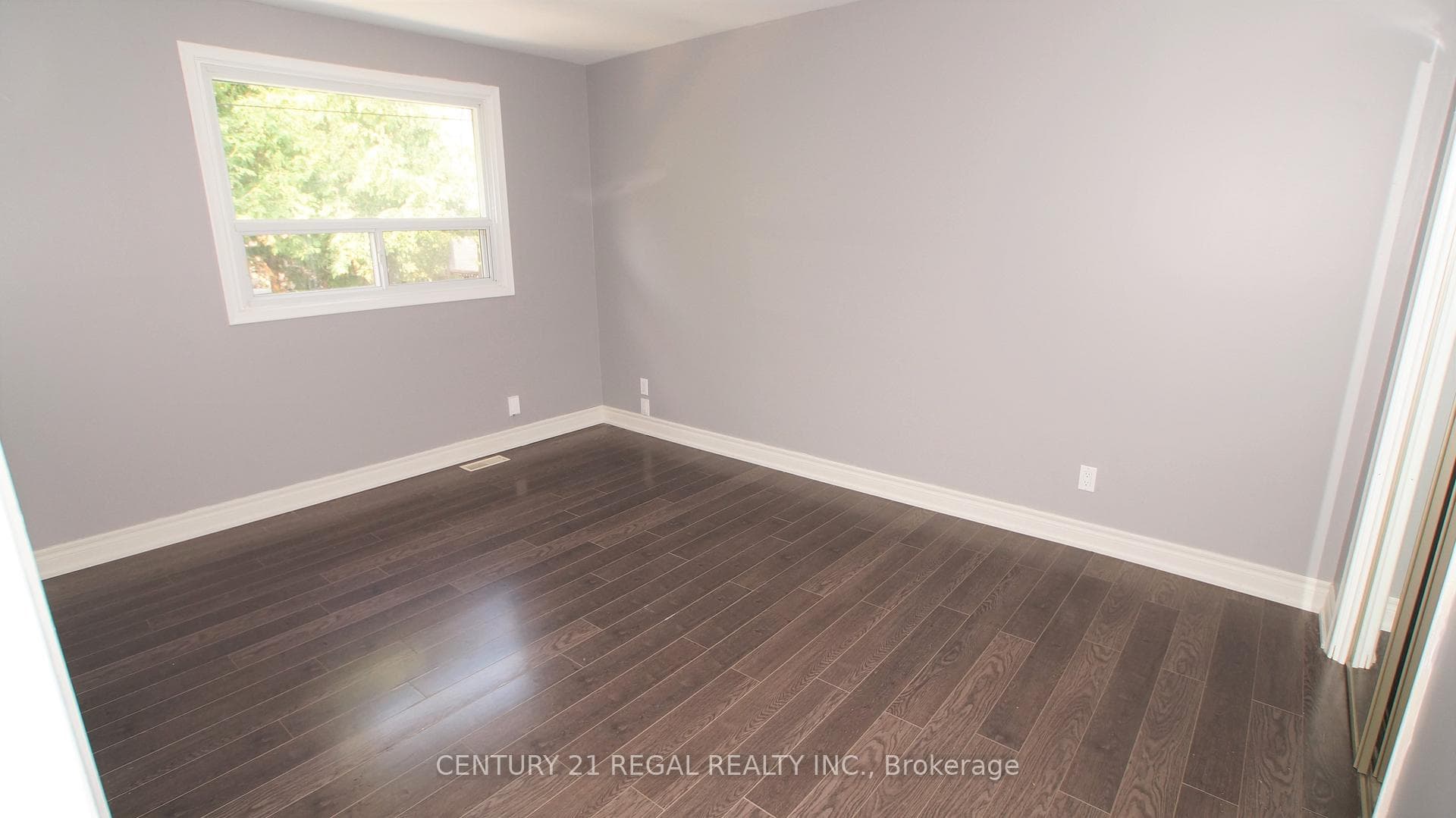 32 Niantic Crescent Unit Main photo 9