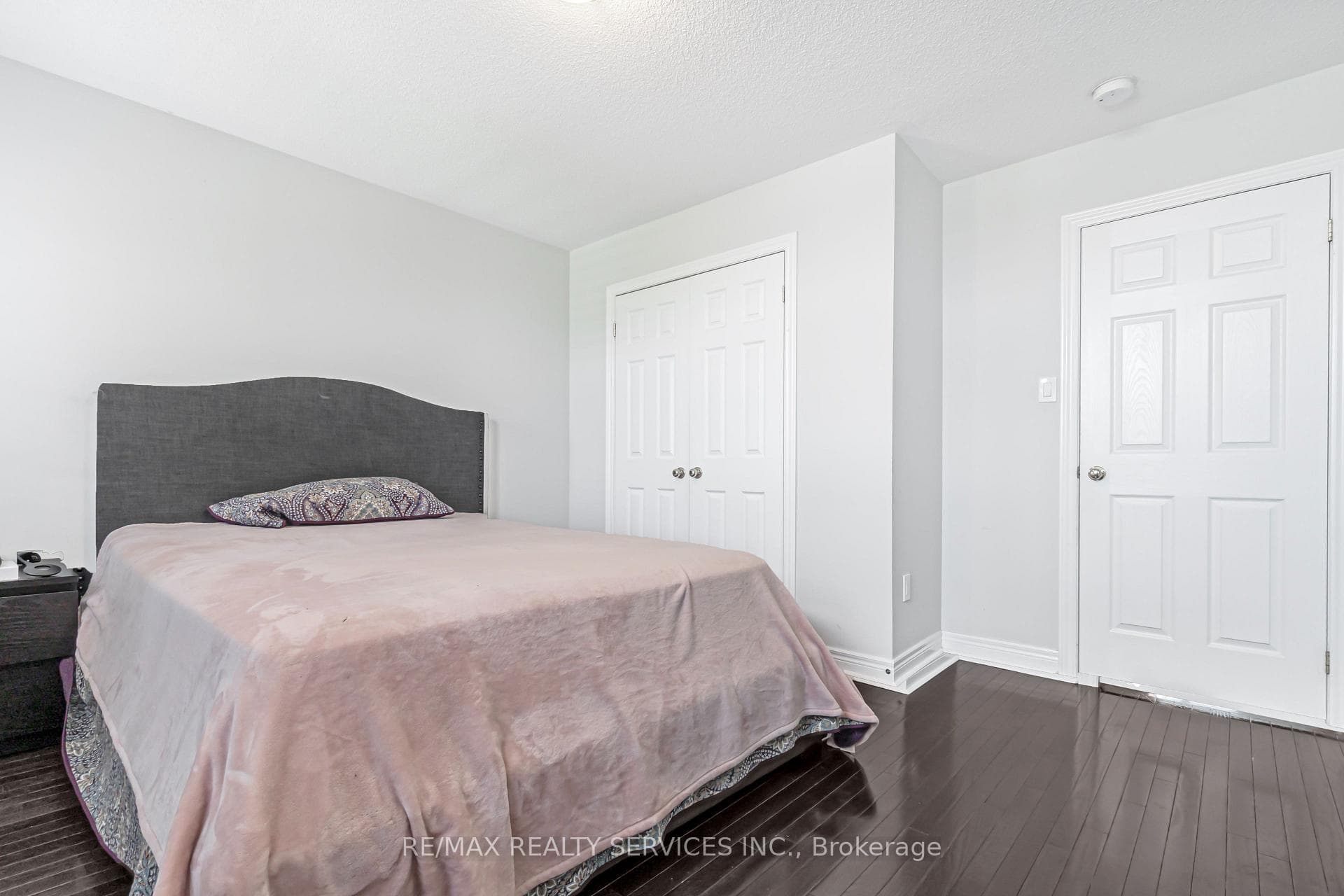 406 Cedar Hedge Road photo 24