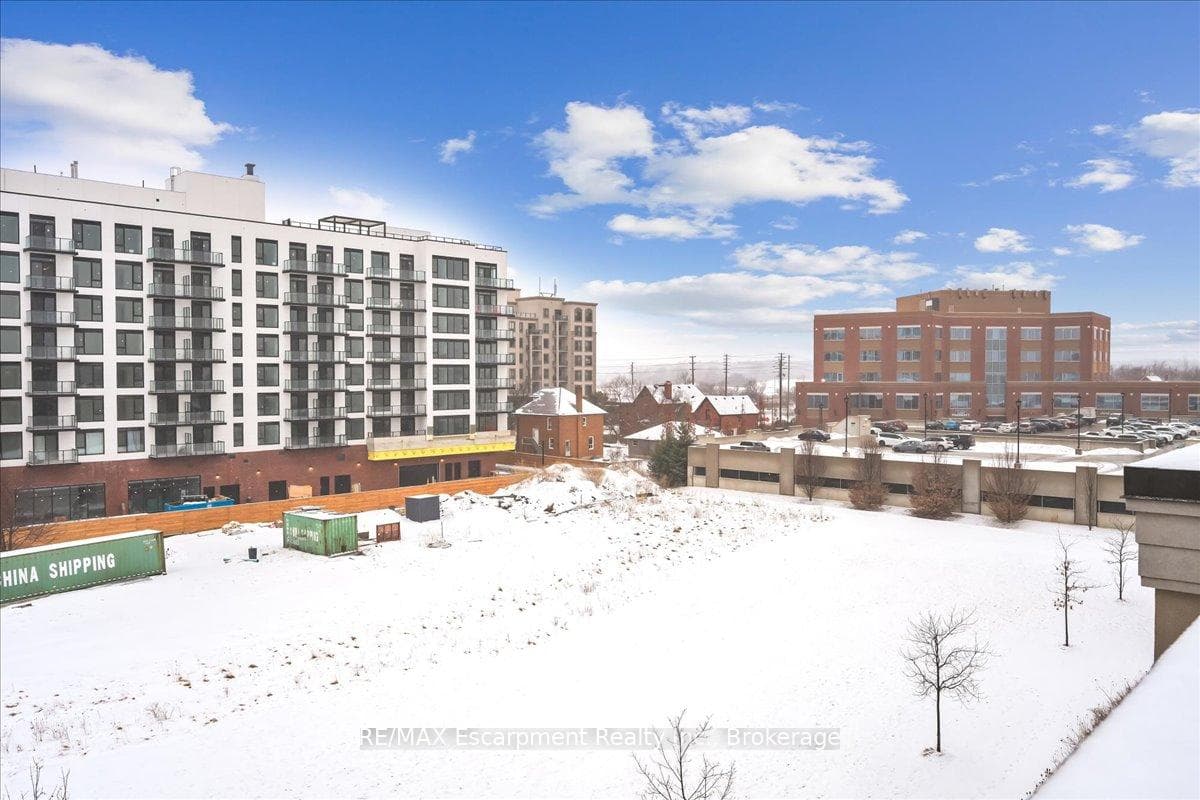 2441 Greenwich Drive Unit 64 photo 44