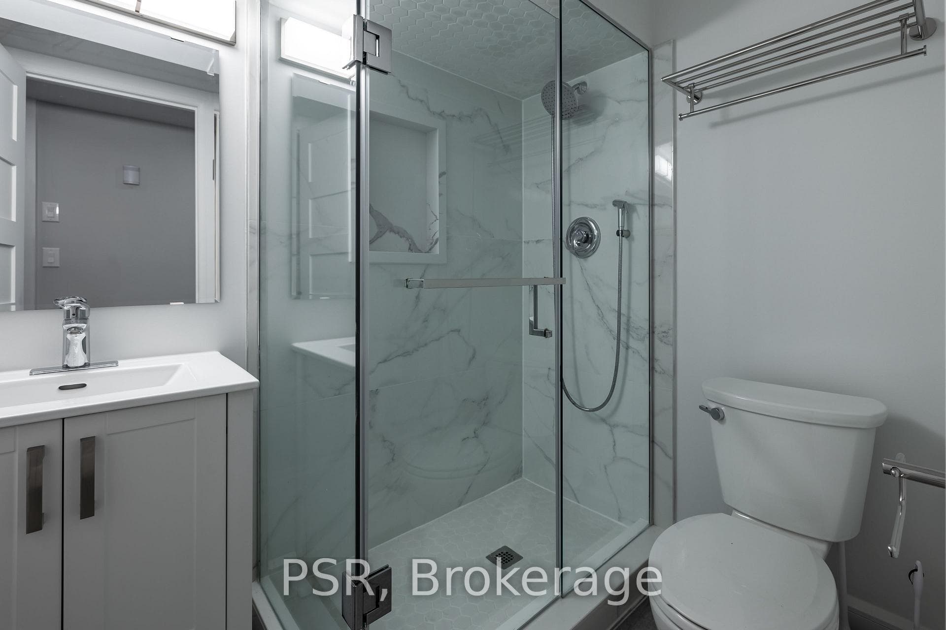 82 Dovercourt Road Unit BSMT photo 24