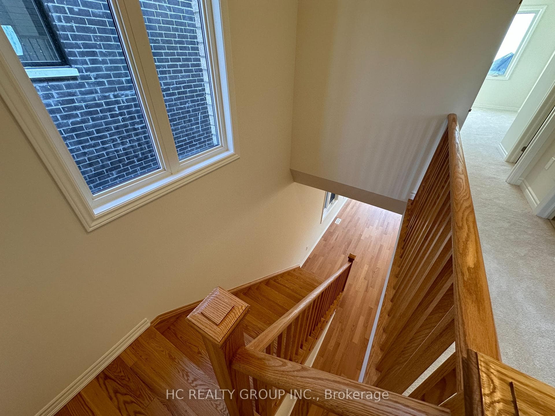 2925 NAKINA Street photo 8