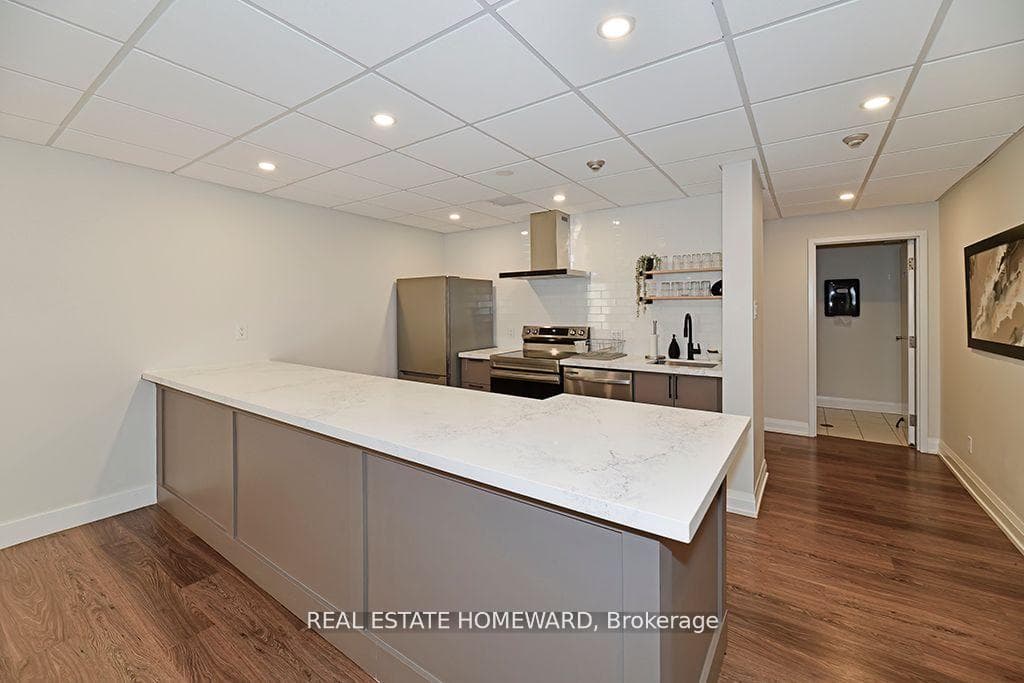 4 PARK VISTA View Unit 1002 photo 17