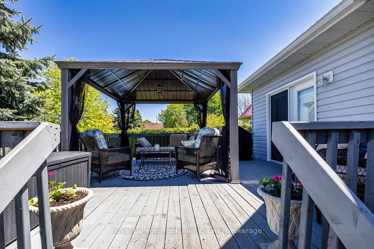 36 Lori Boulevard photo 17